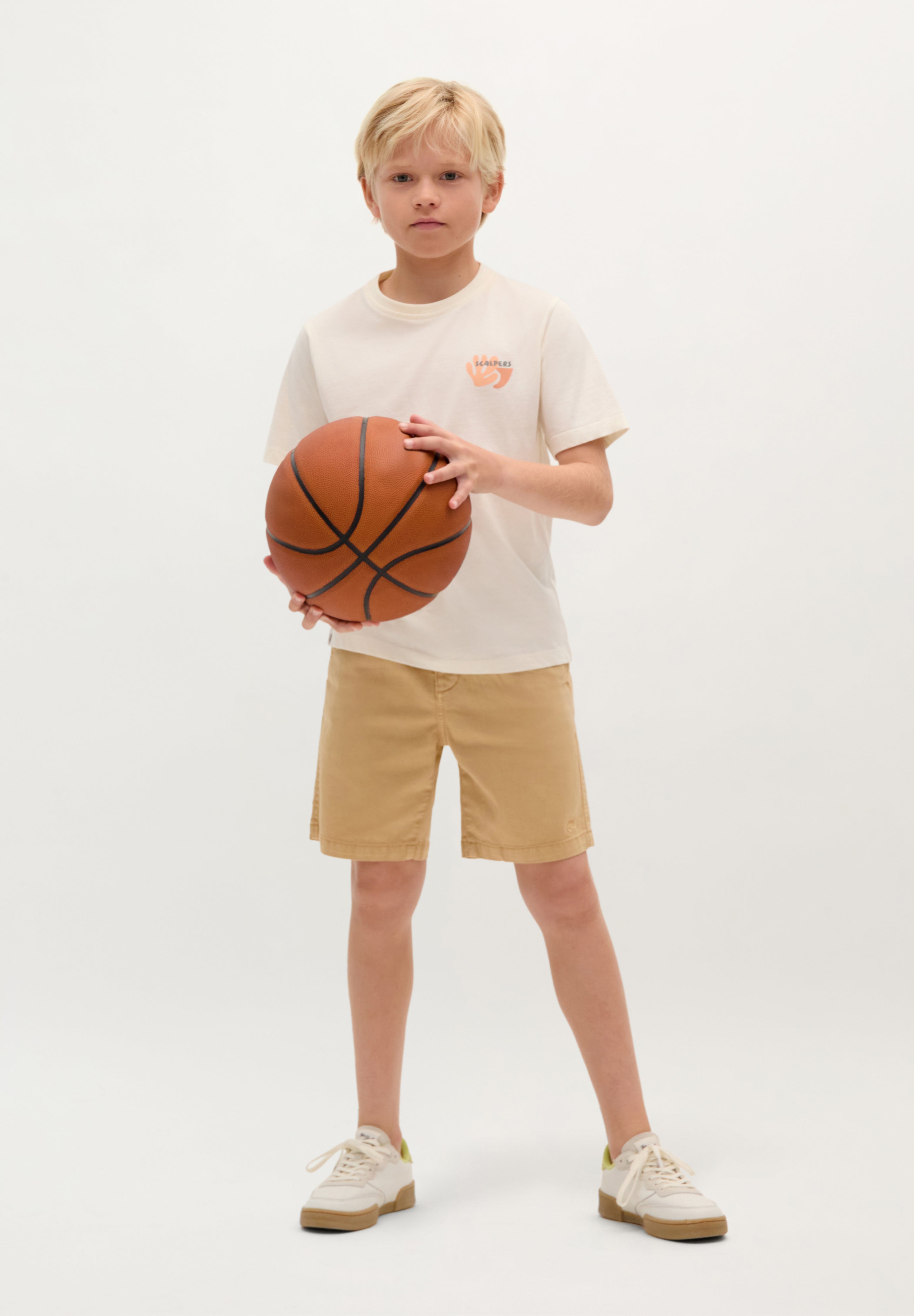 020525_des_newin_boys_08
