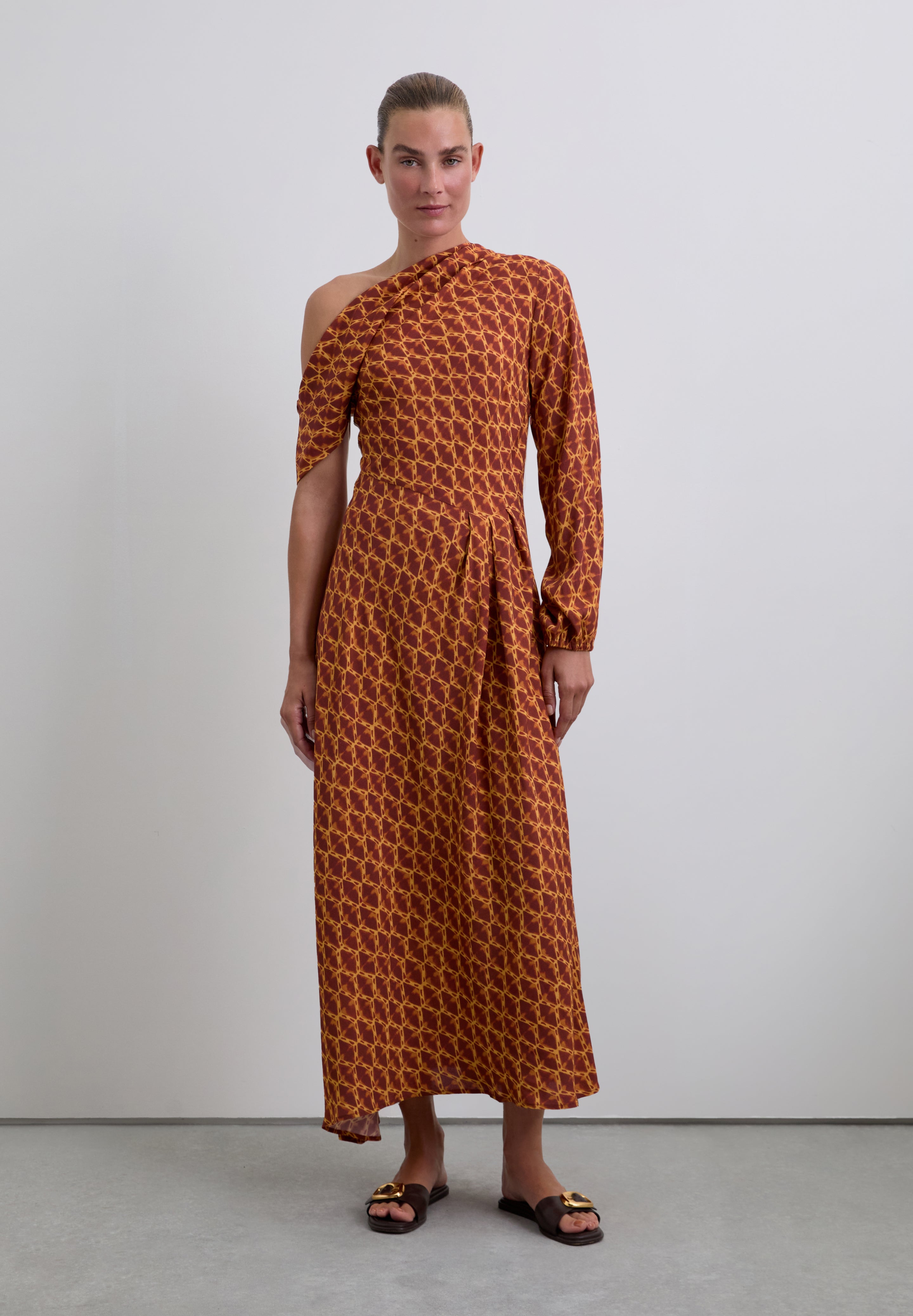 130725_des_newin_m_12