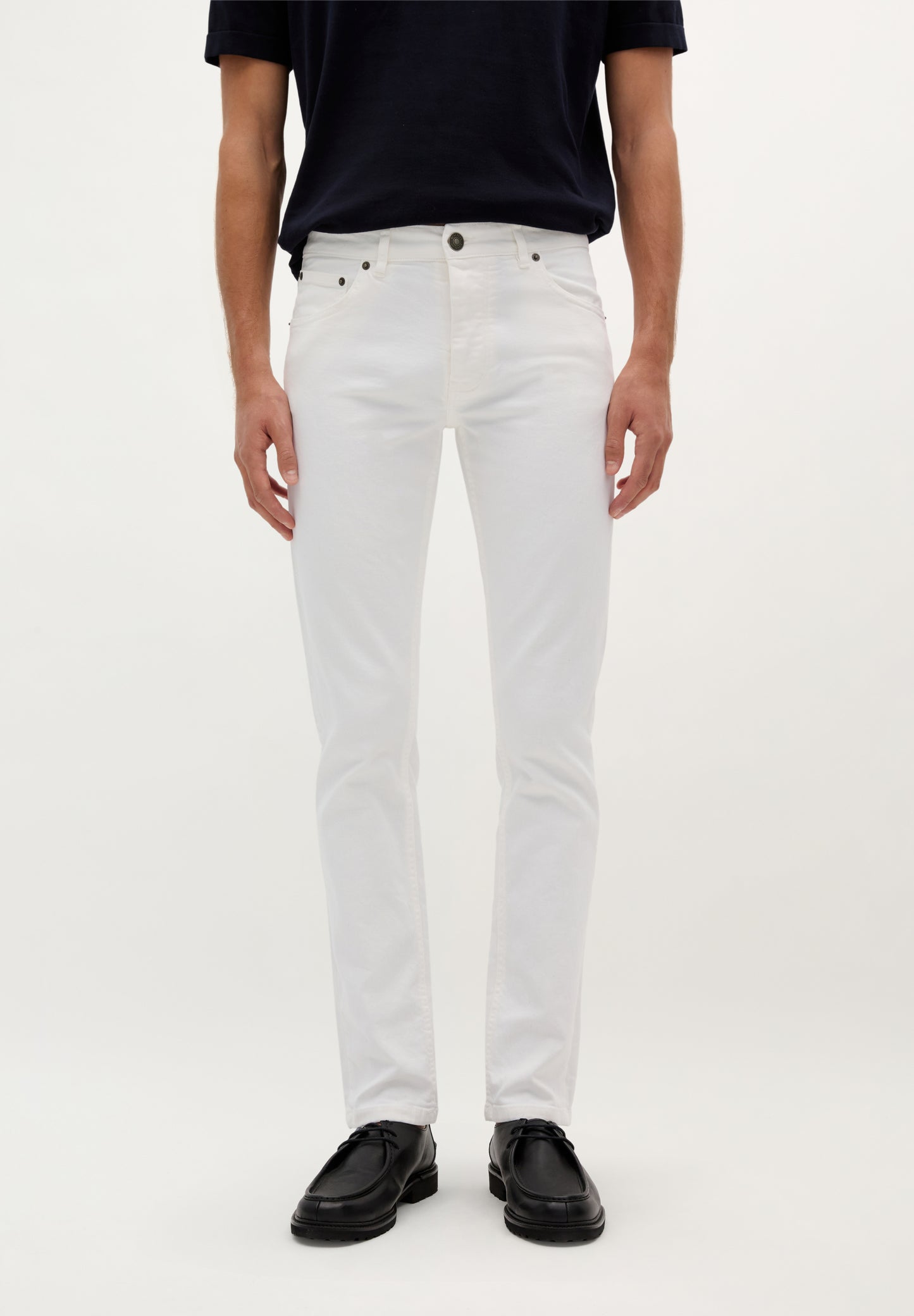 PANTALÓN VAQUERO SLIM FIT