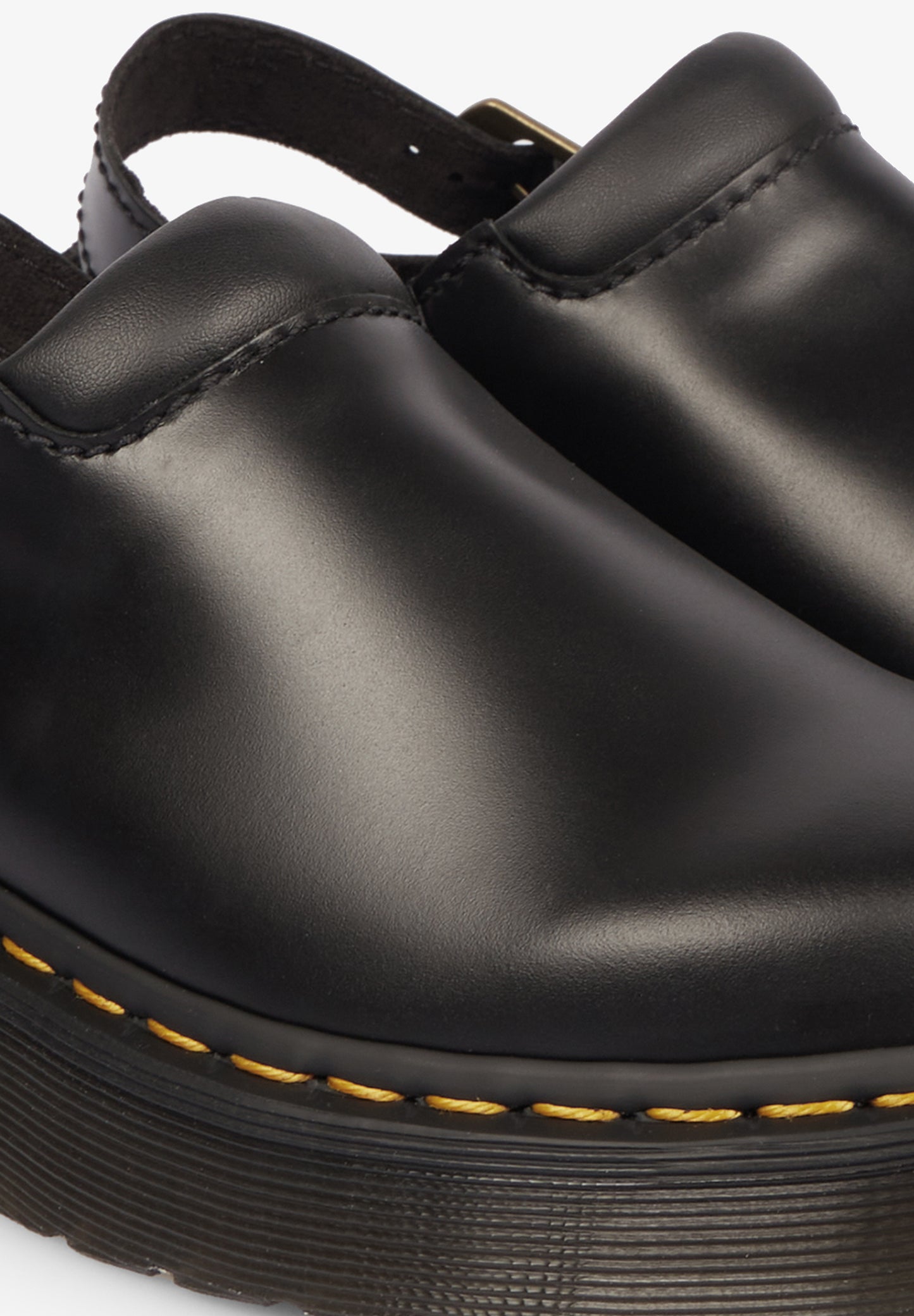 DR MARTENS | ZUECOS LAKETEN MUJER