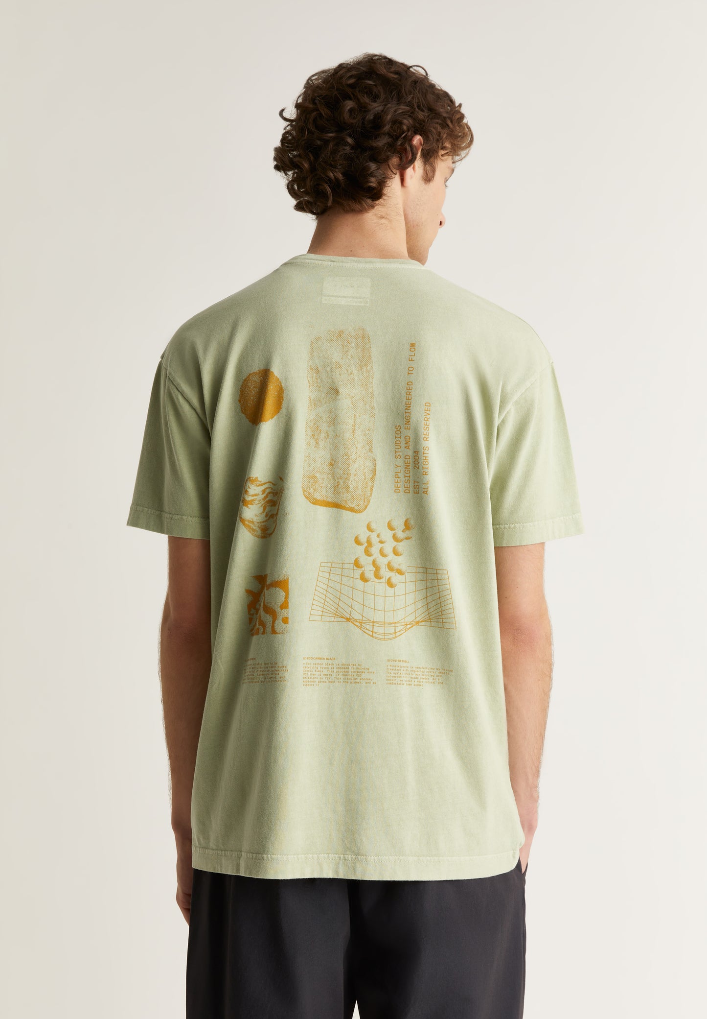 DEEPLY | CAMISETA BOLSILLO