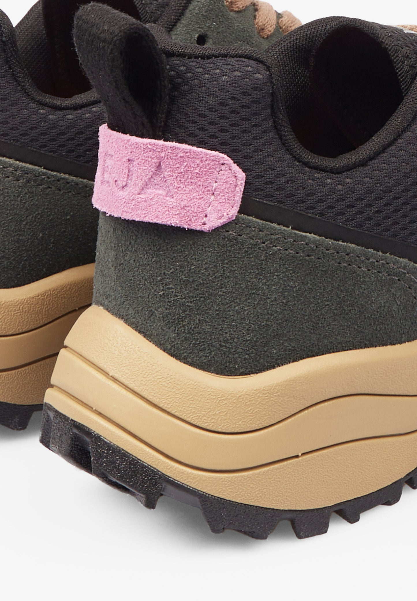 VEJA | SNEAKERS VENTURI