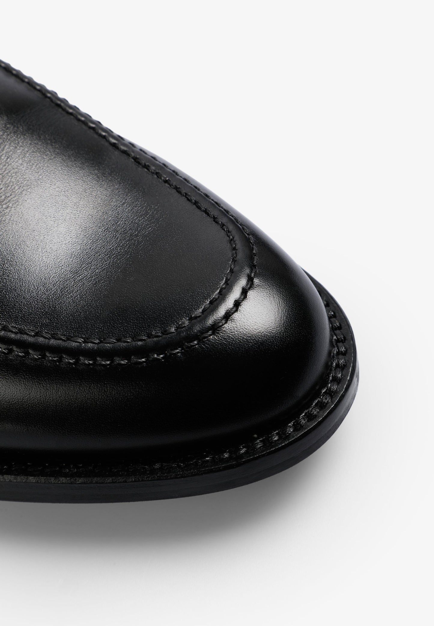 MOCASÍN NEGRO ANTIFAZ