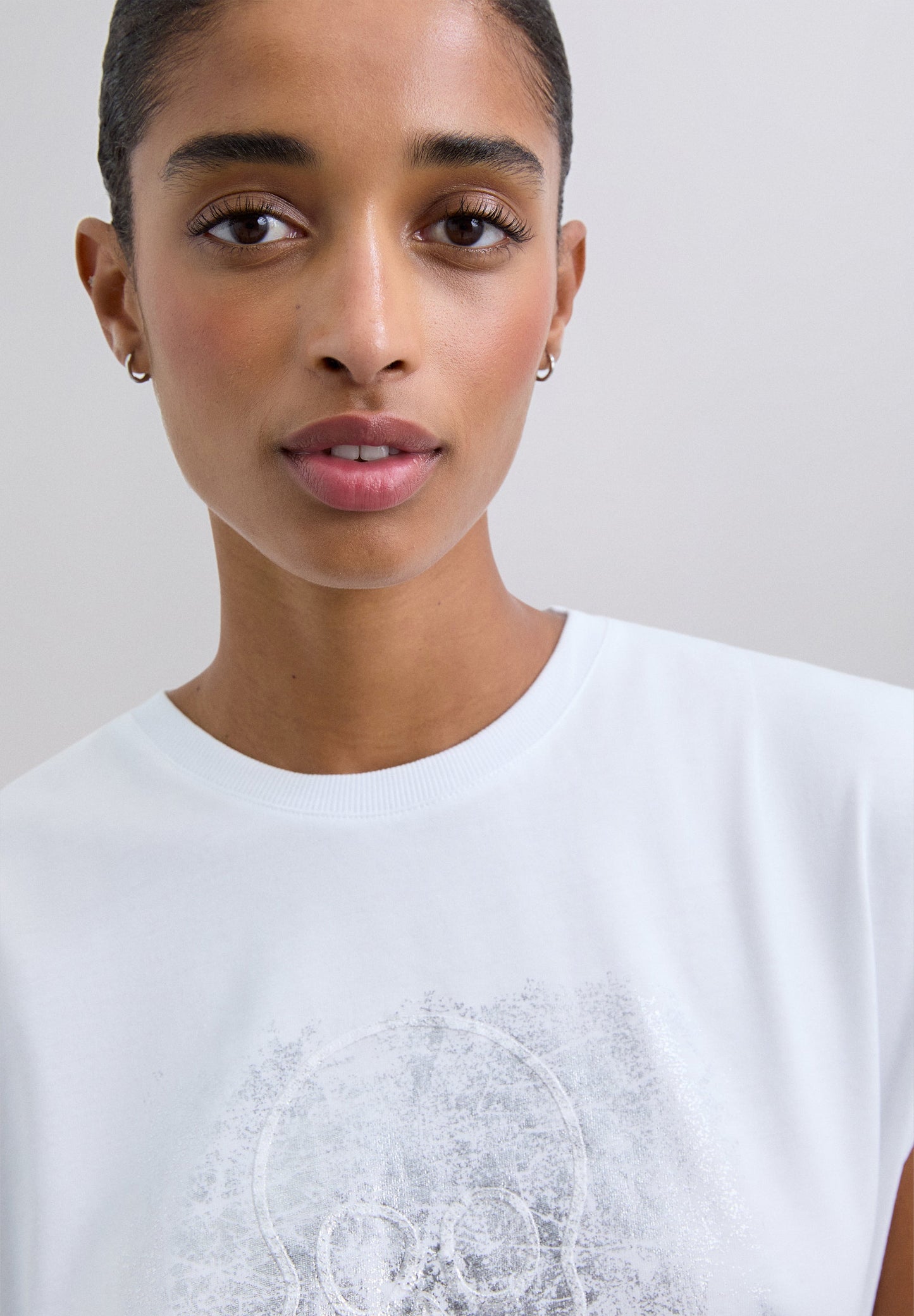 CAMISETA PRINT METALIZADO CALAVERA