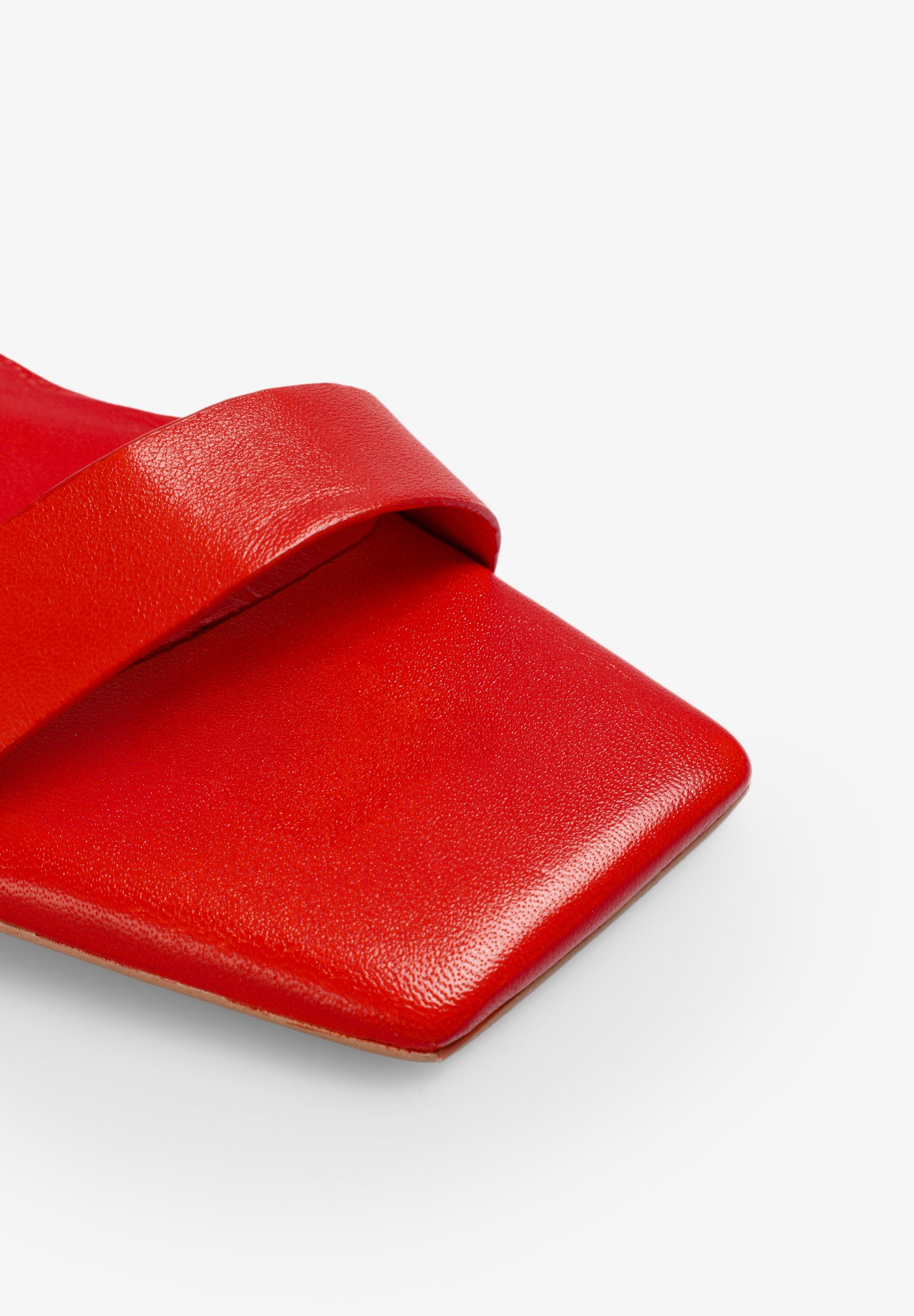 SANDALIA TACÓN 100% PIEL