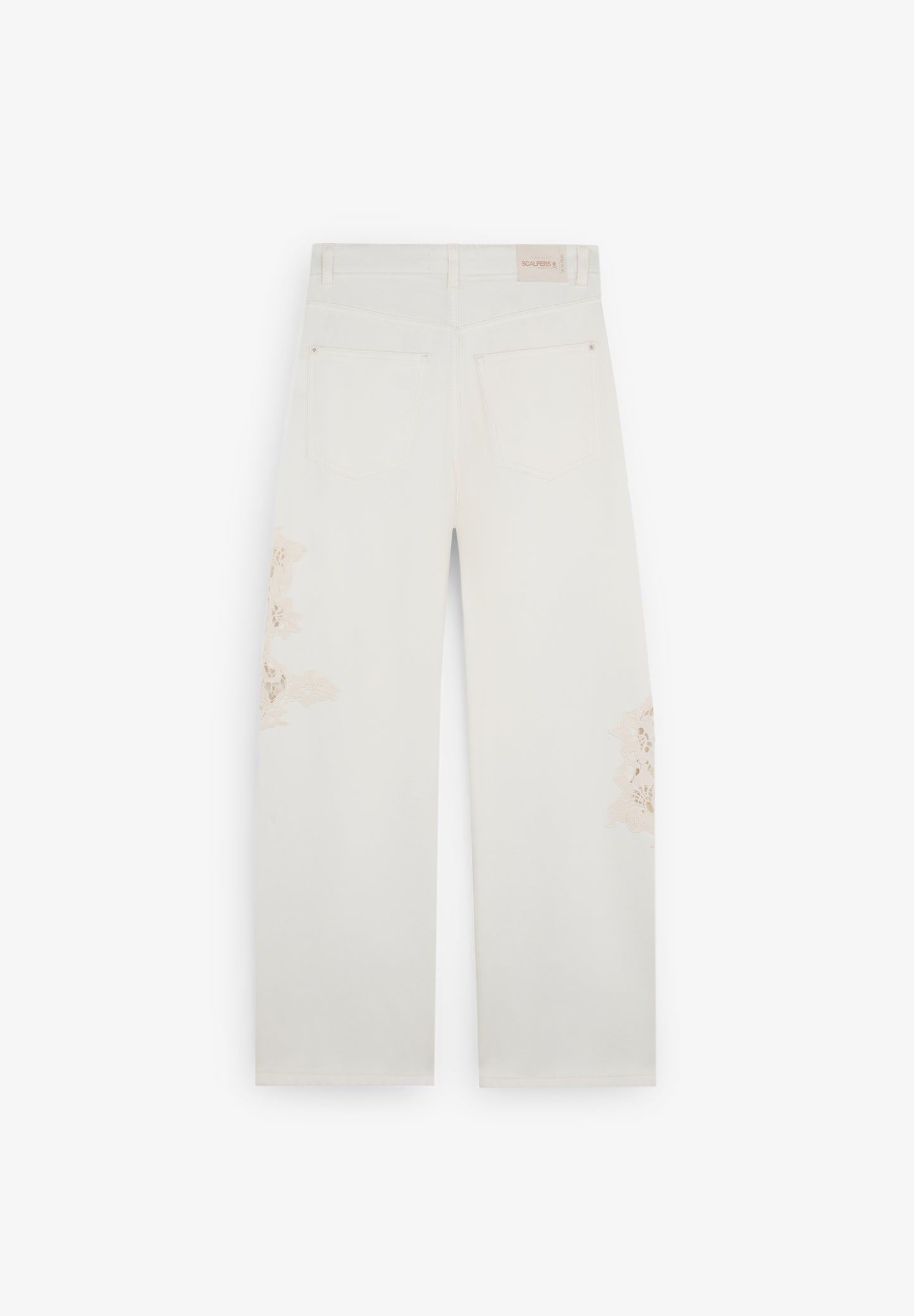 JEANS PARCHES BORDADOS