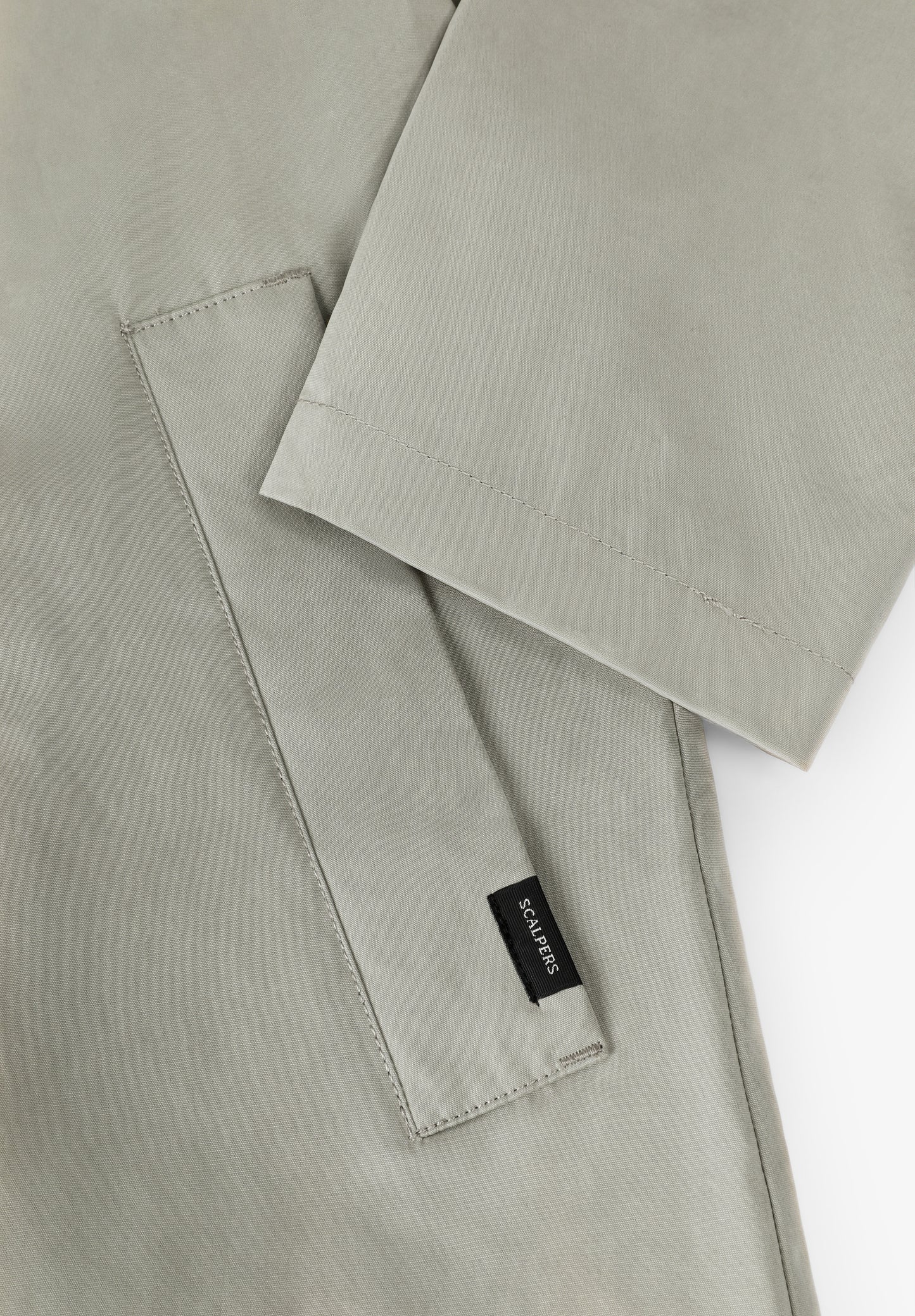 GABARDINA LIGERA PRINT CALAVERA