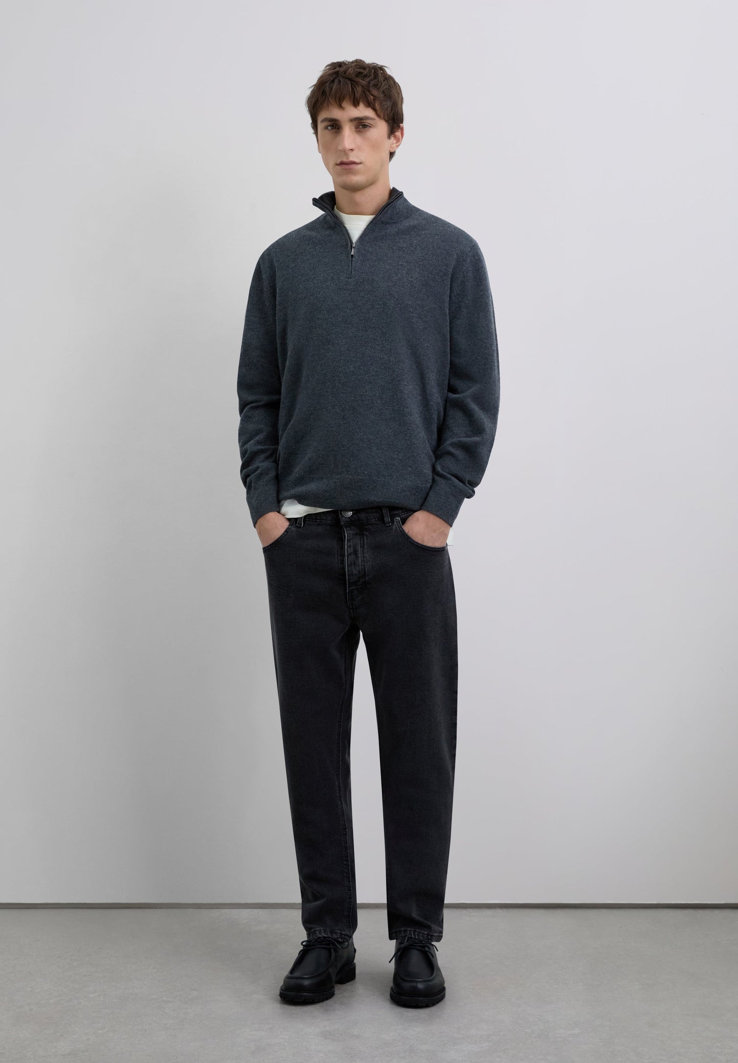 PANTALÓN VAQUERO SLIM FIT