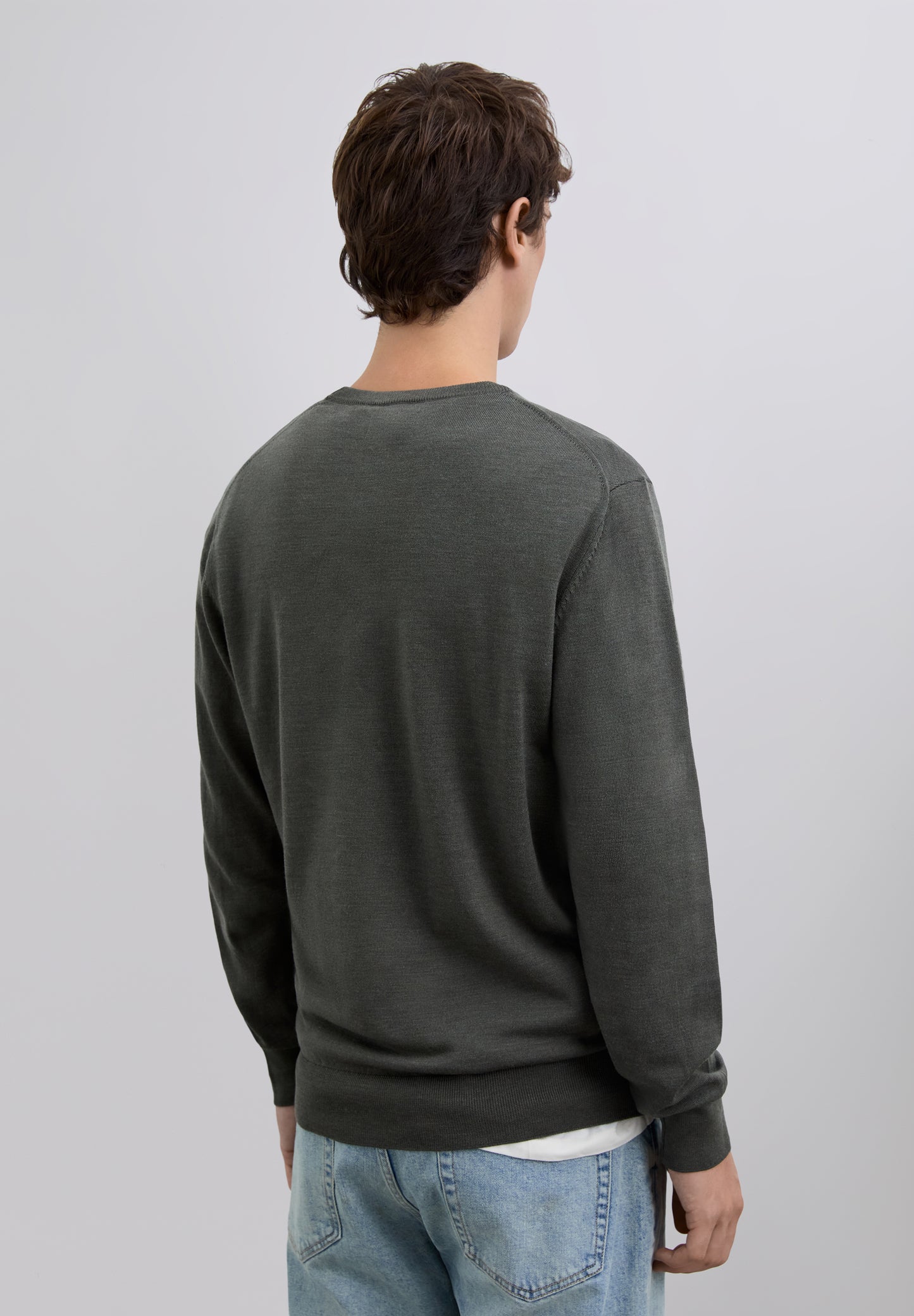 JERSEY BORDADO LANA MERINO