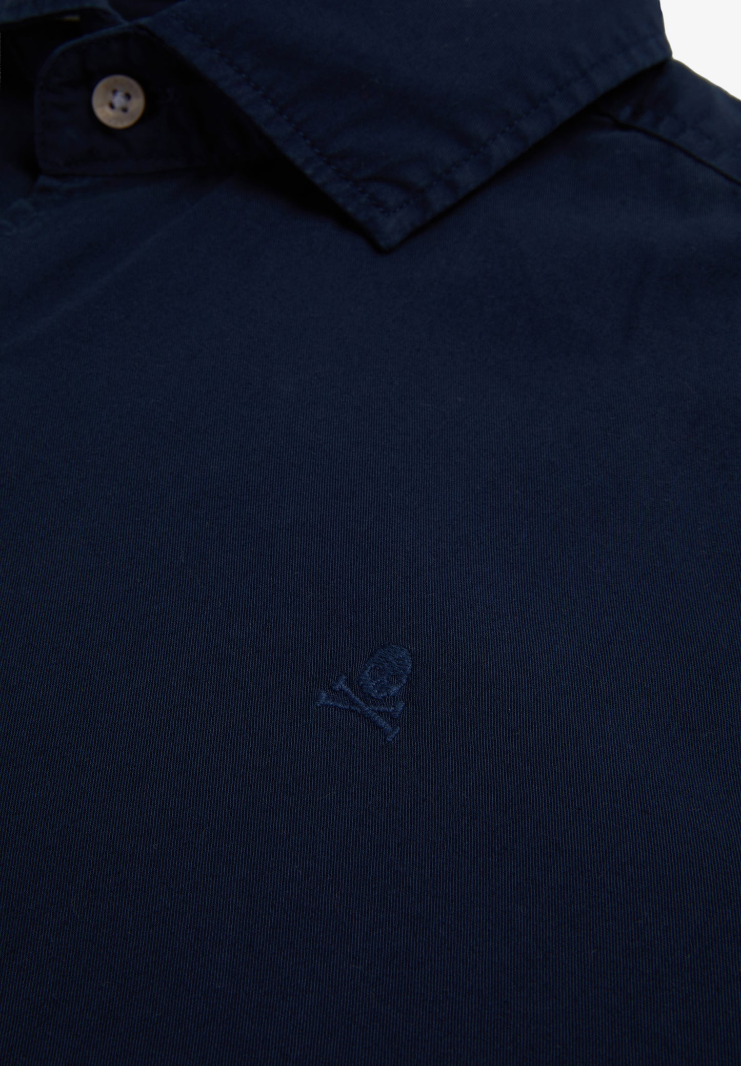 CAMISA CALAVERA BORDADA
