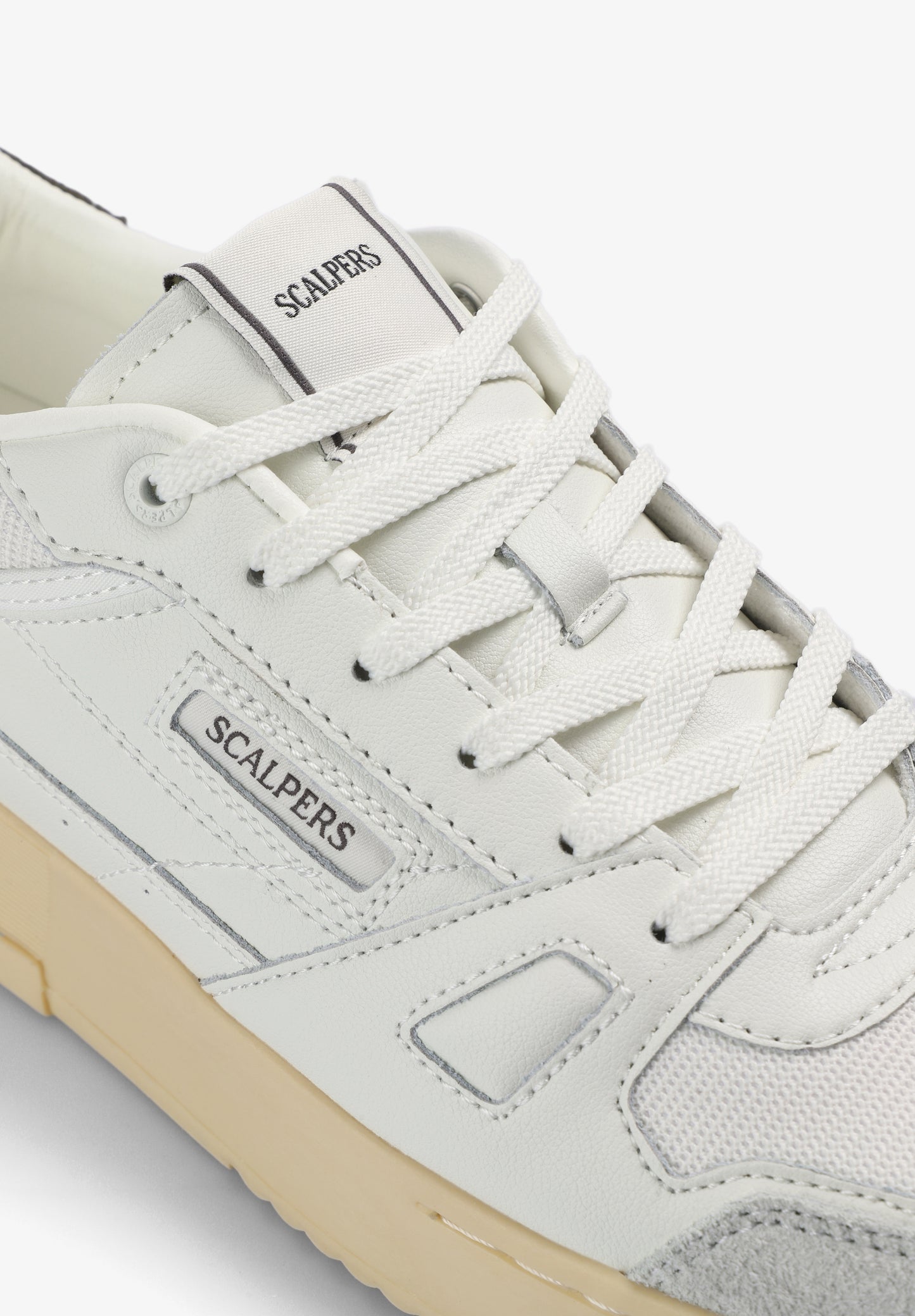 SNEAKERS LOGO PIEL