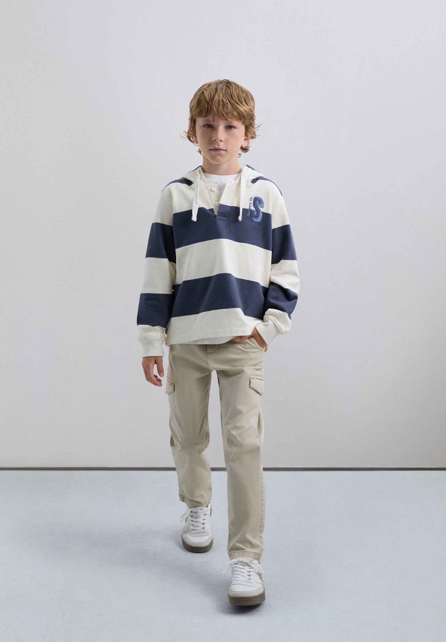 SUDADERA RAYAS CAPUCHA CALAVERA