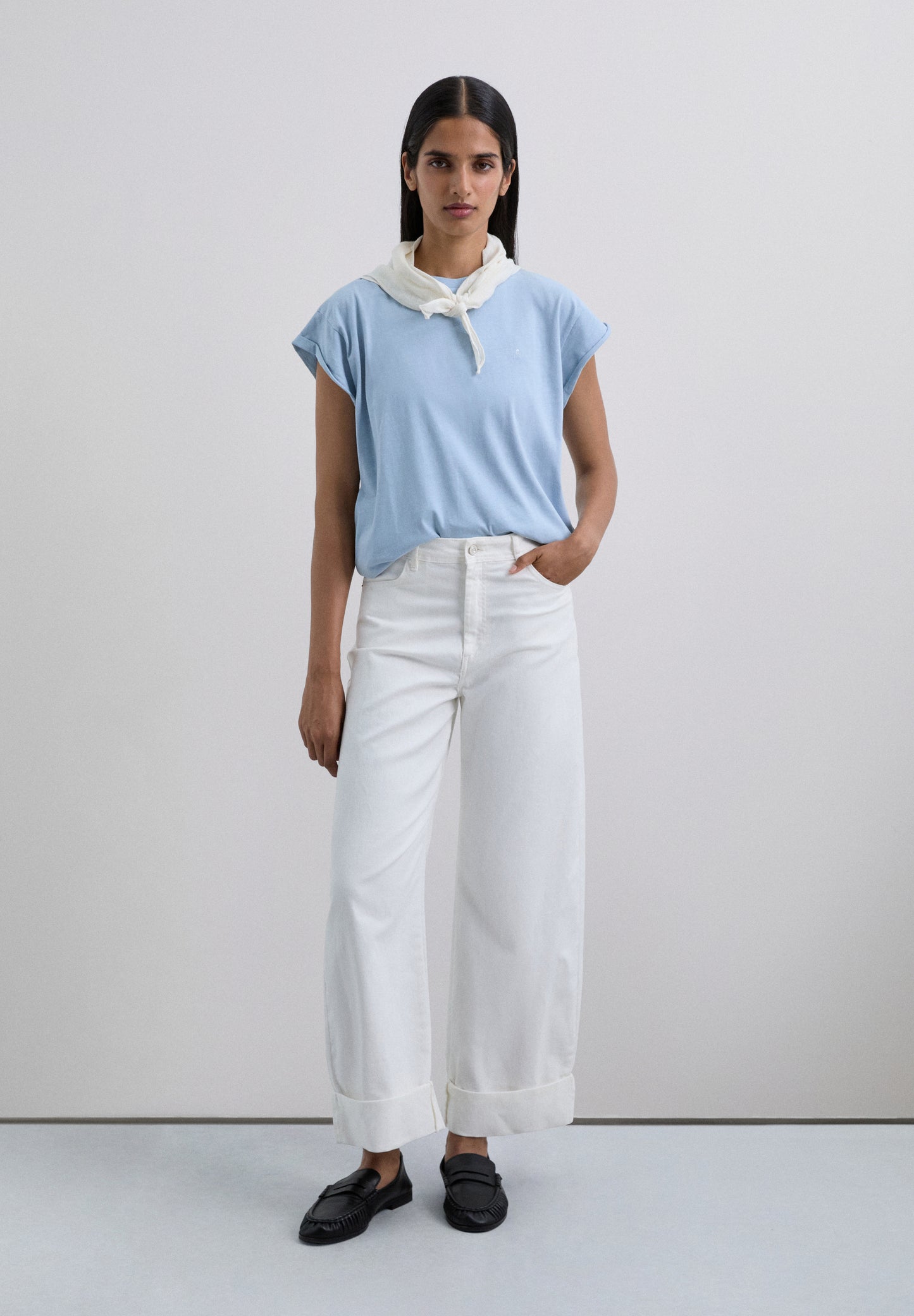 CAMISETA BÁSICA CALAVERA