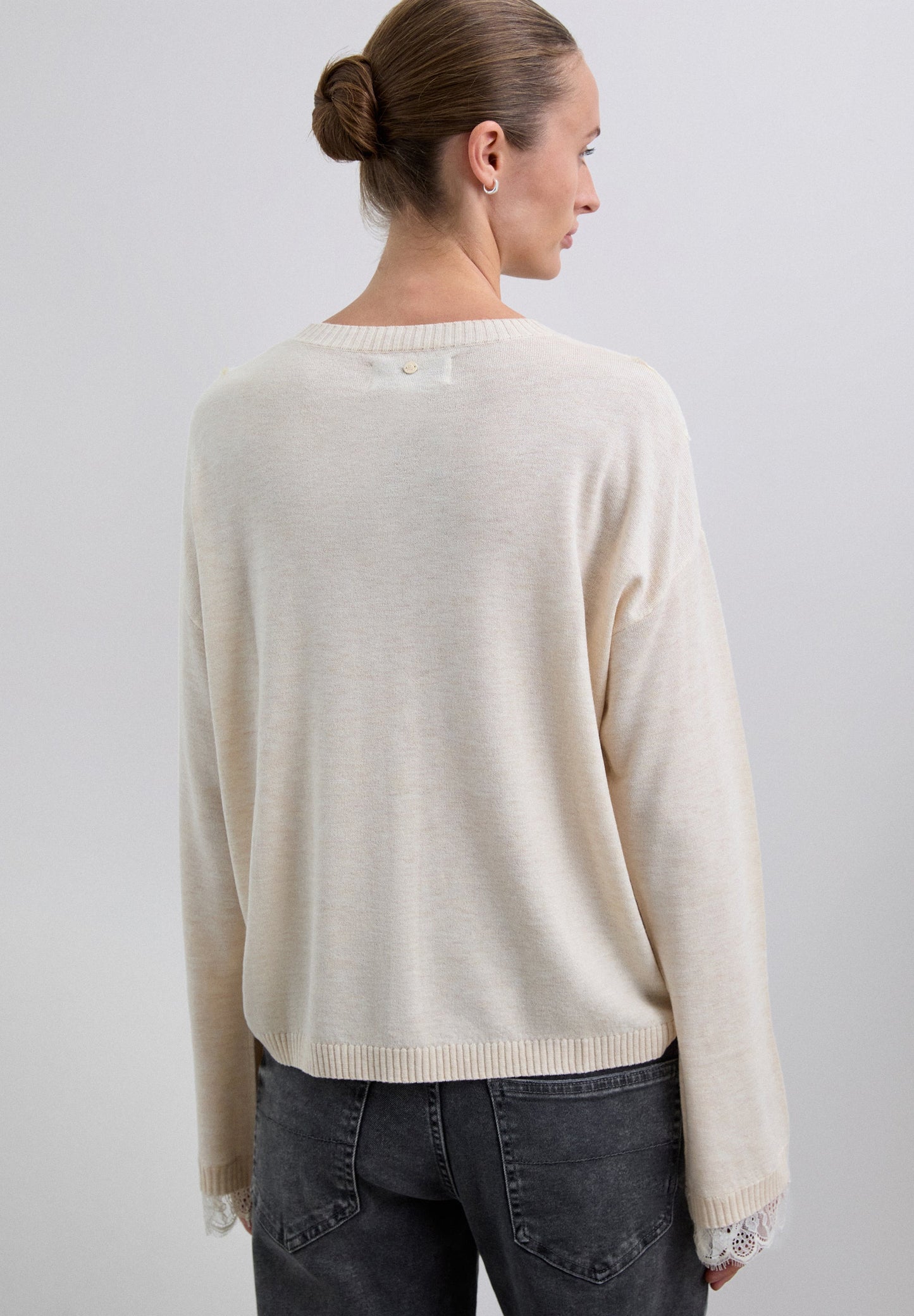 JERSEY DETALLES ENCAJES