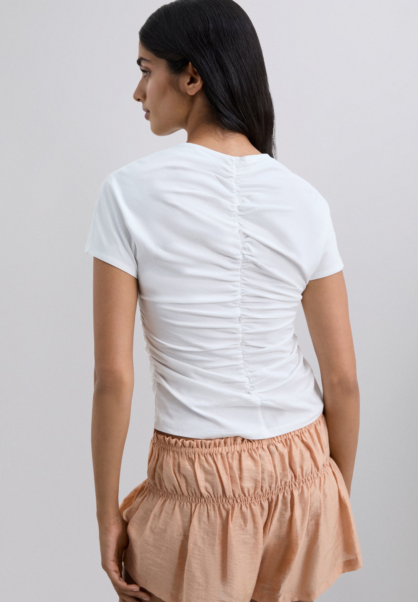 CAMISETA DETALLE FRUNCE