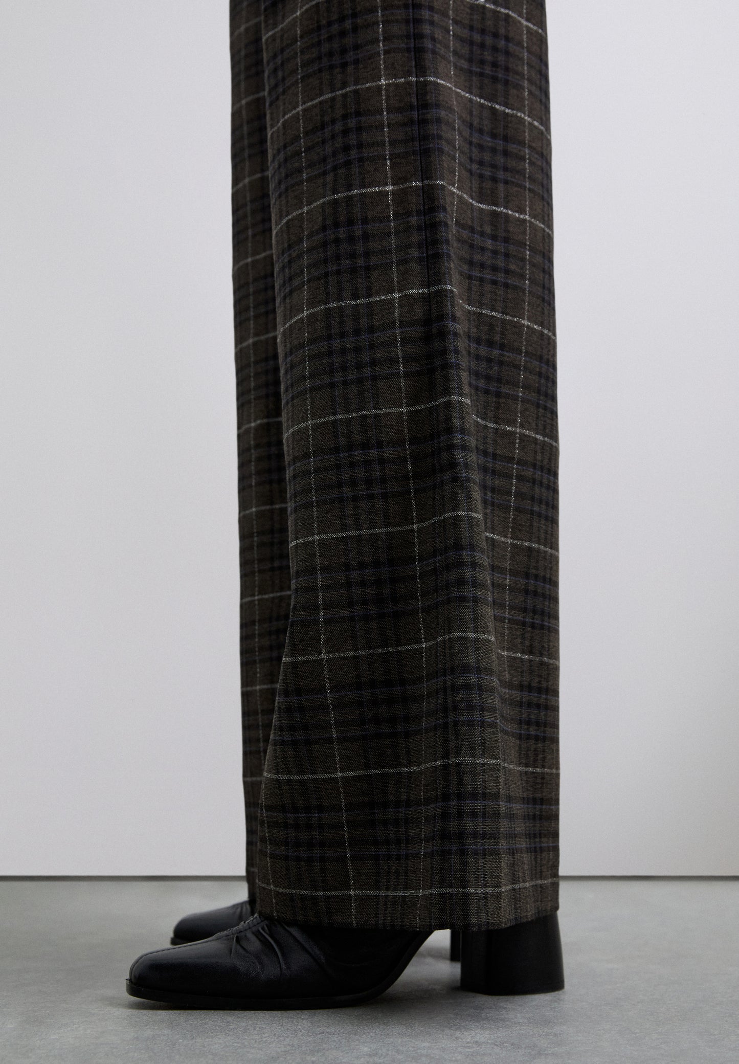 PANTALÓN RECTO CUADROS