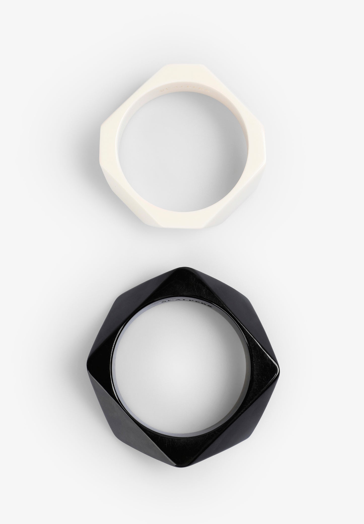 CUFFSRESIN BRACELET