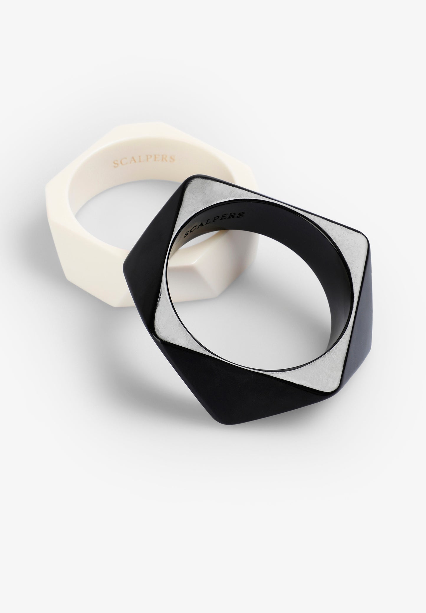 CUFFSRESIN BRACELET