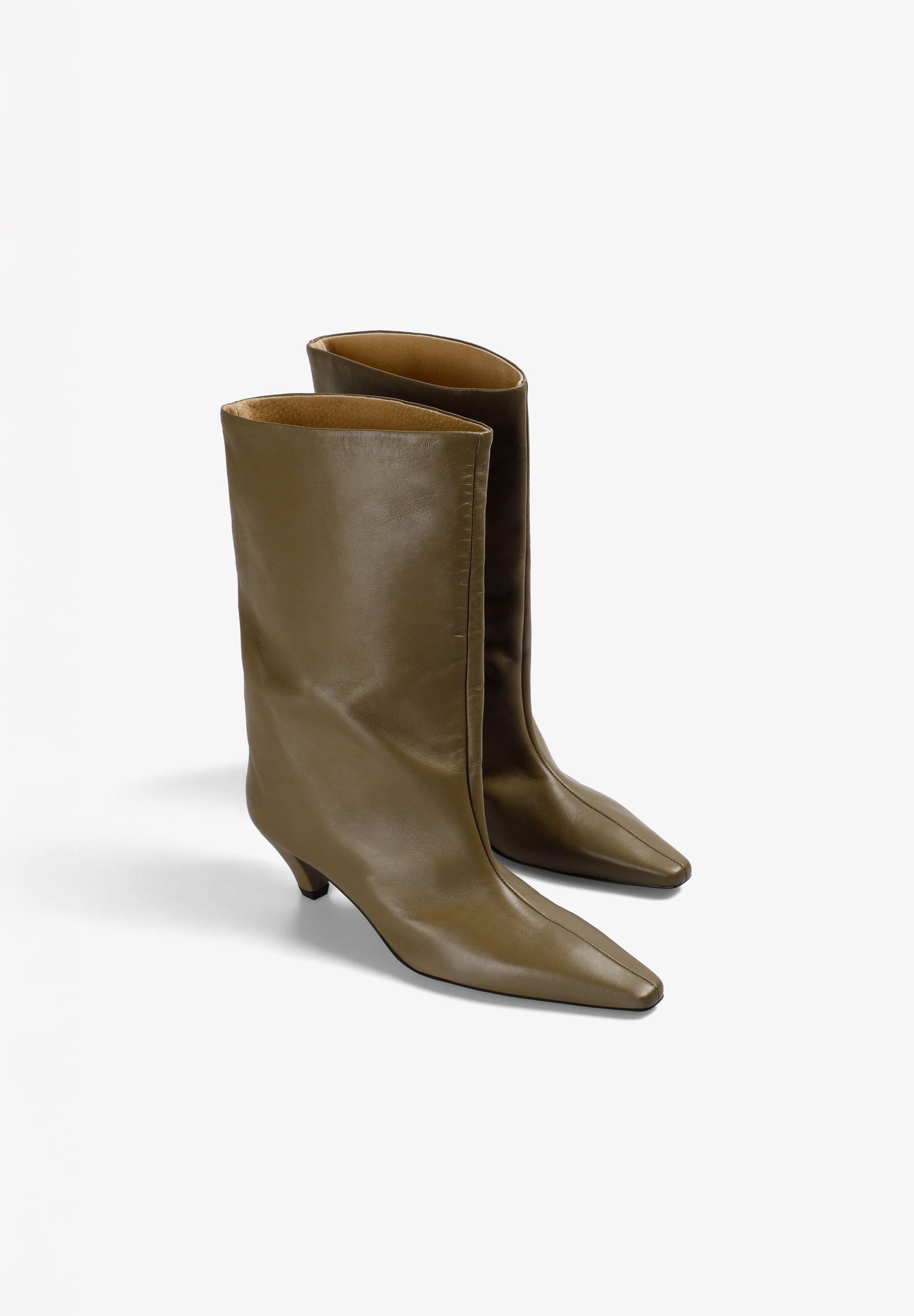 BOTA PIEL FRUNCIDO
