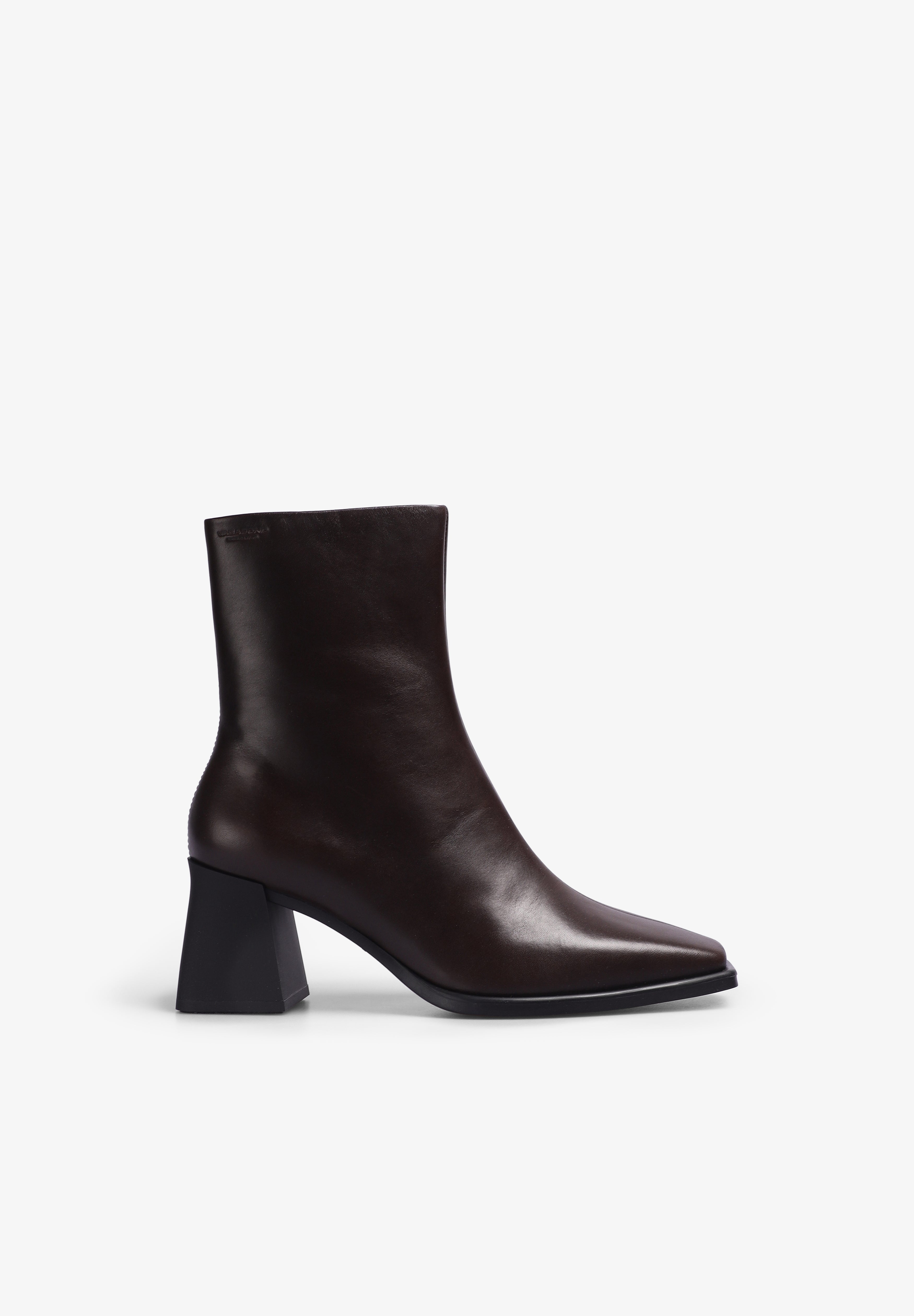 VAGABOND | HEDDA