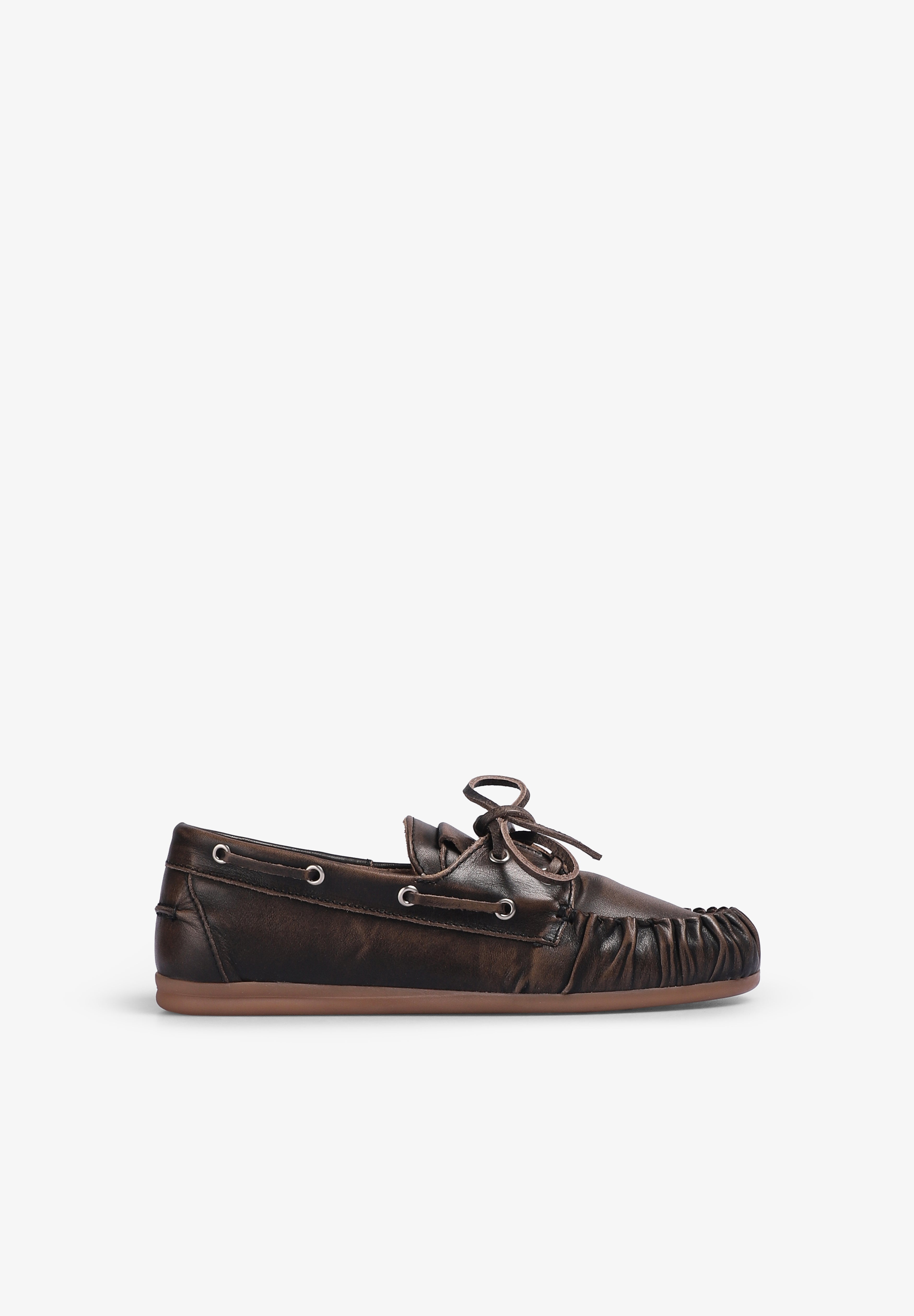 ALOHAS | MOCASINES DE CUERO CEPILLADO ROWAN