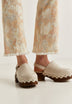 ZUECO PIEL TACHUELAS
