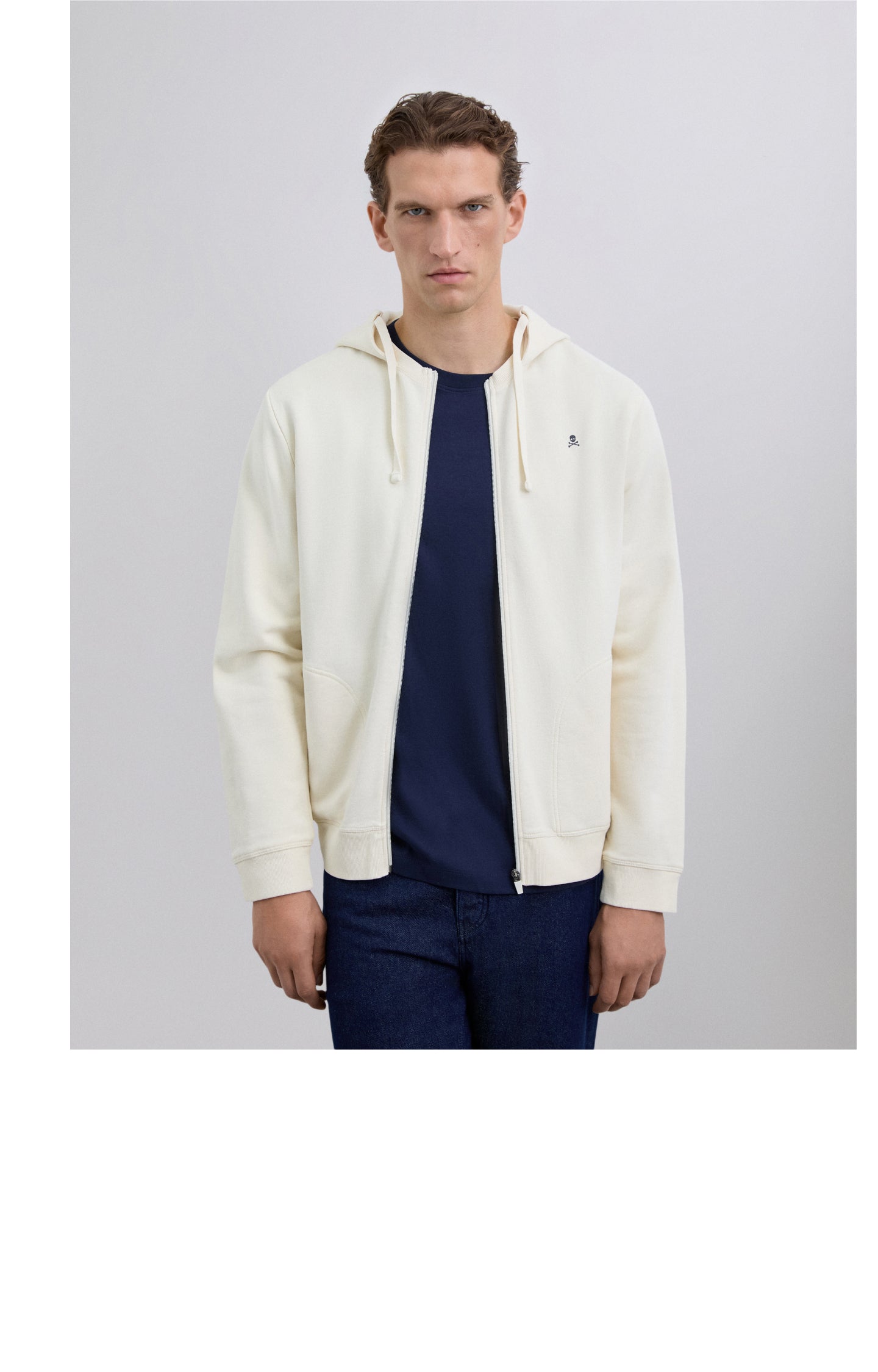SUDADERA CAPUCHA BORDADA CONTRASTE