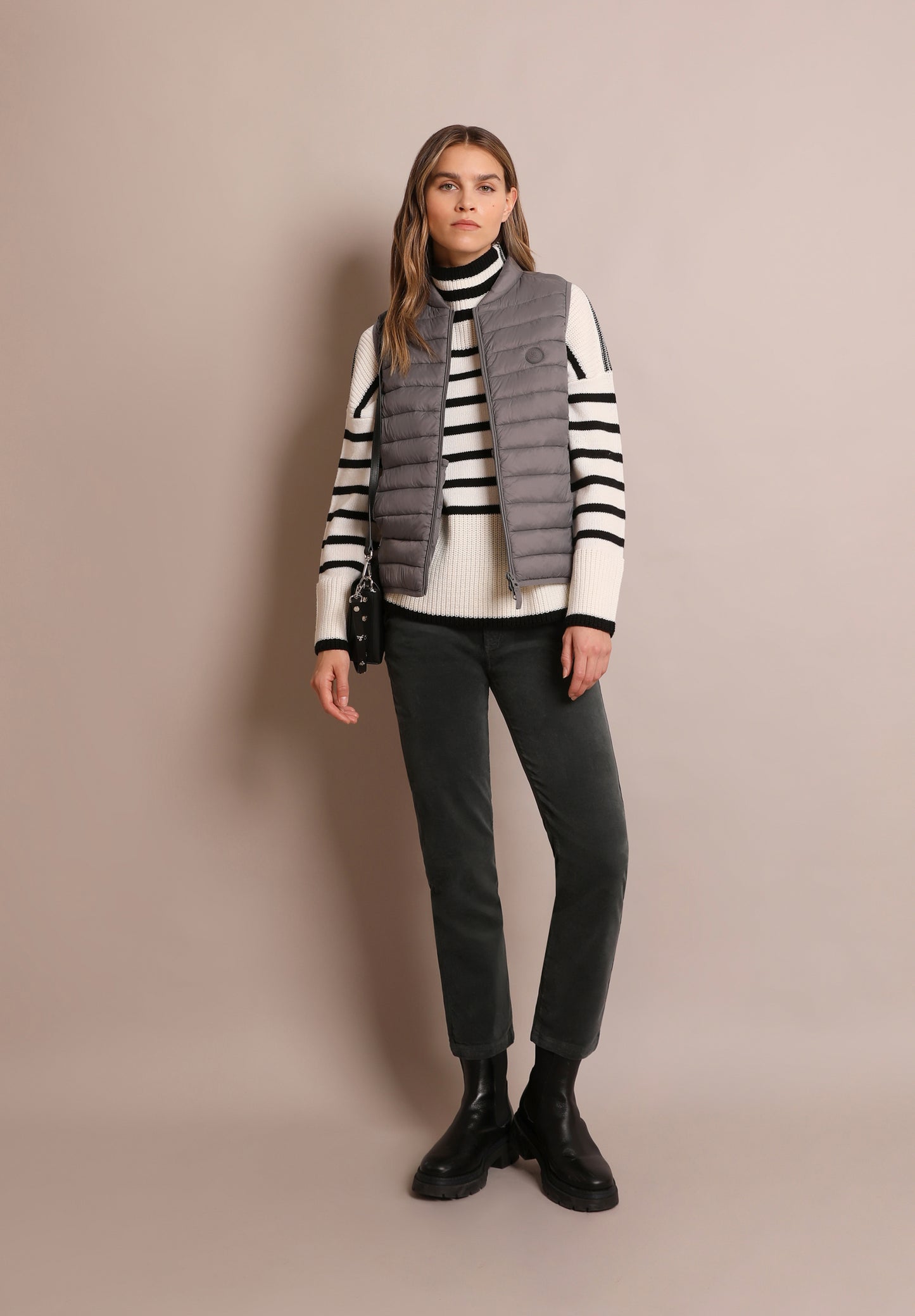 CHALECO ACOLCHADO CALAVERA