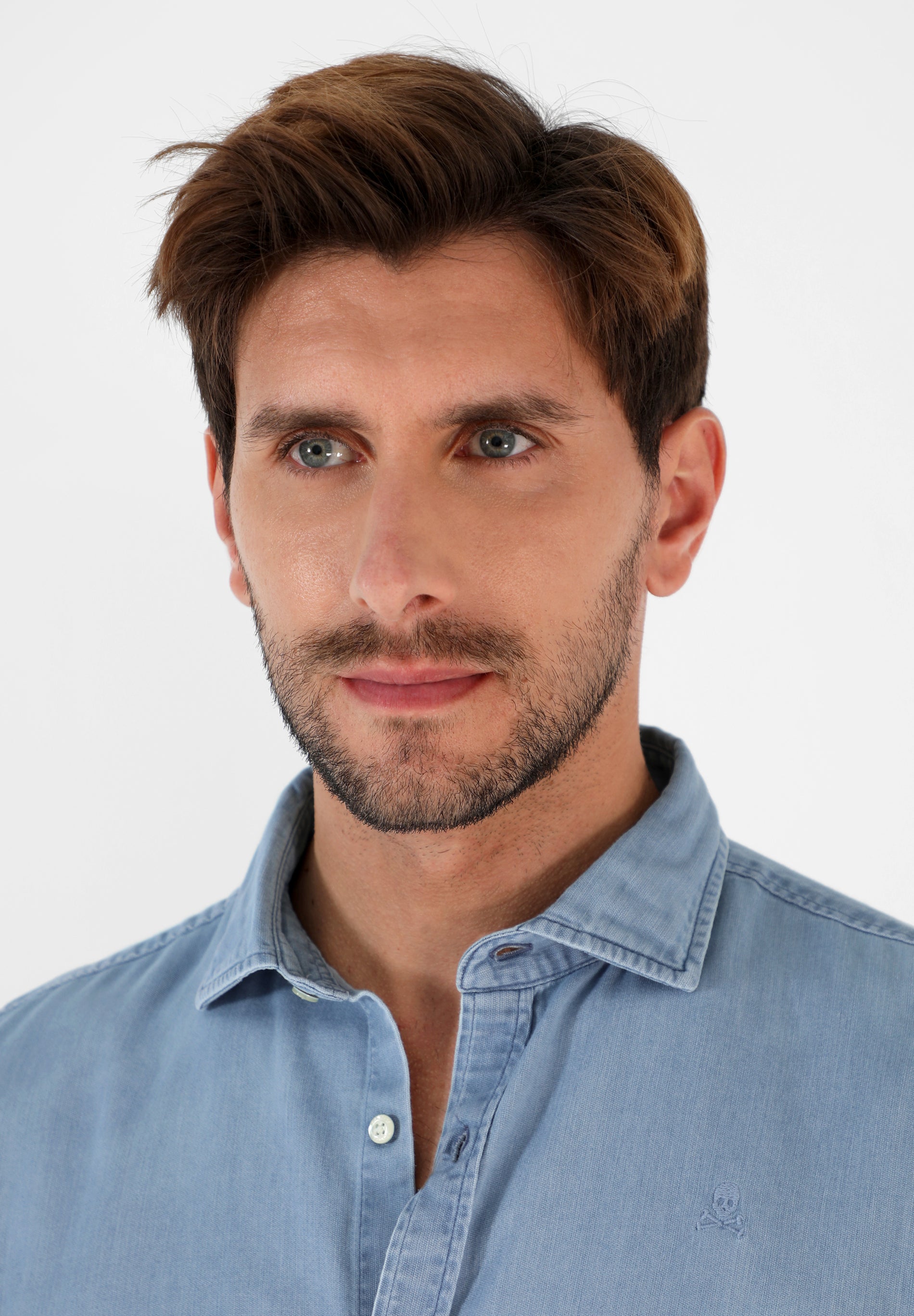 CAMISA DENIM BÁSICA - Scalpers