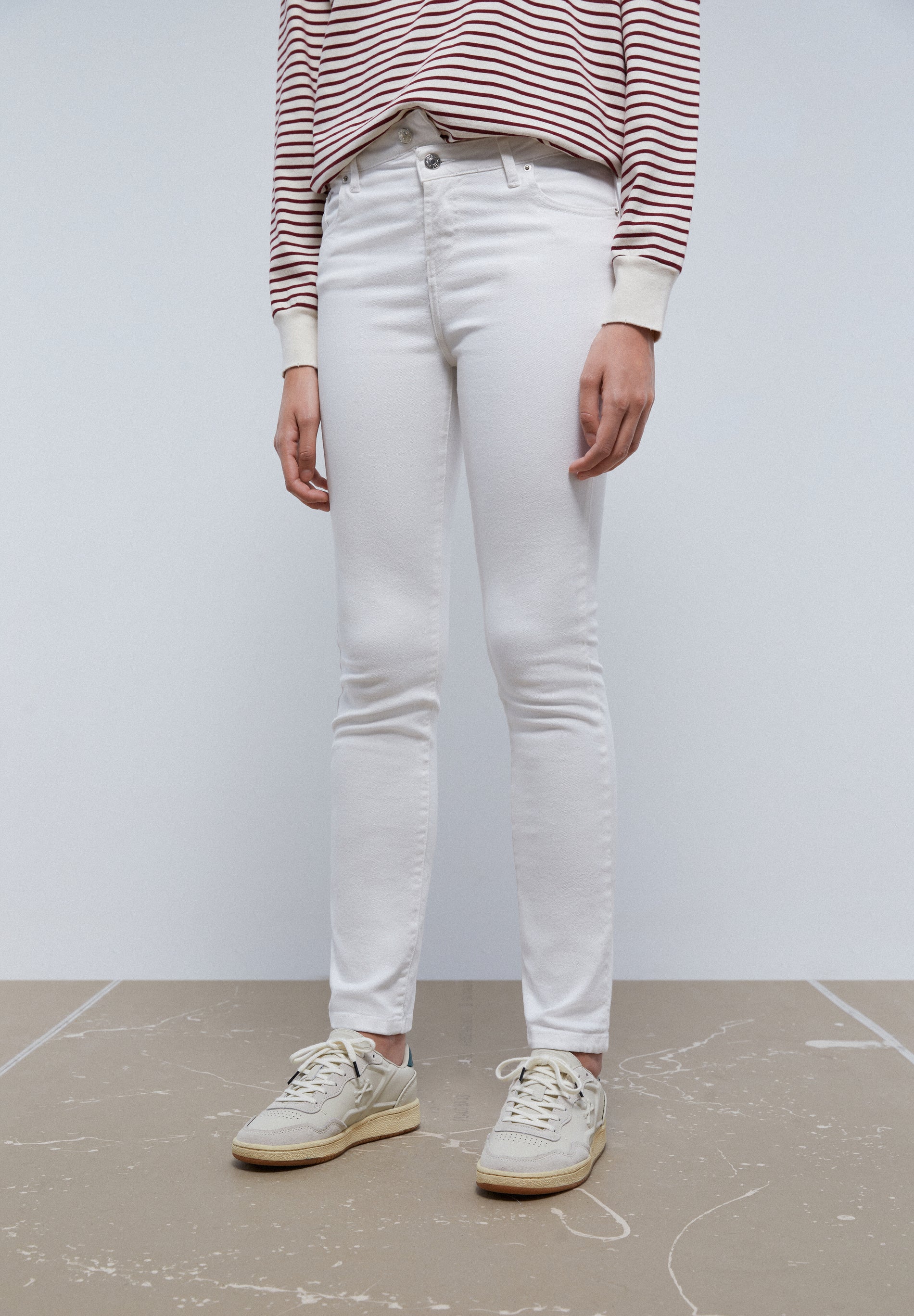 JEANS SKINNY BOTONES - Scalpers