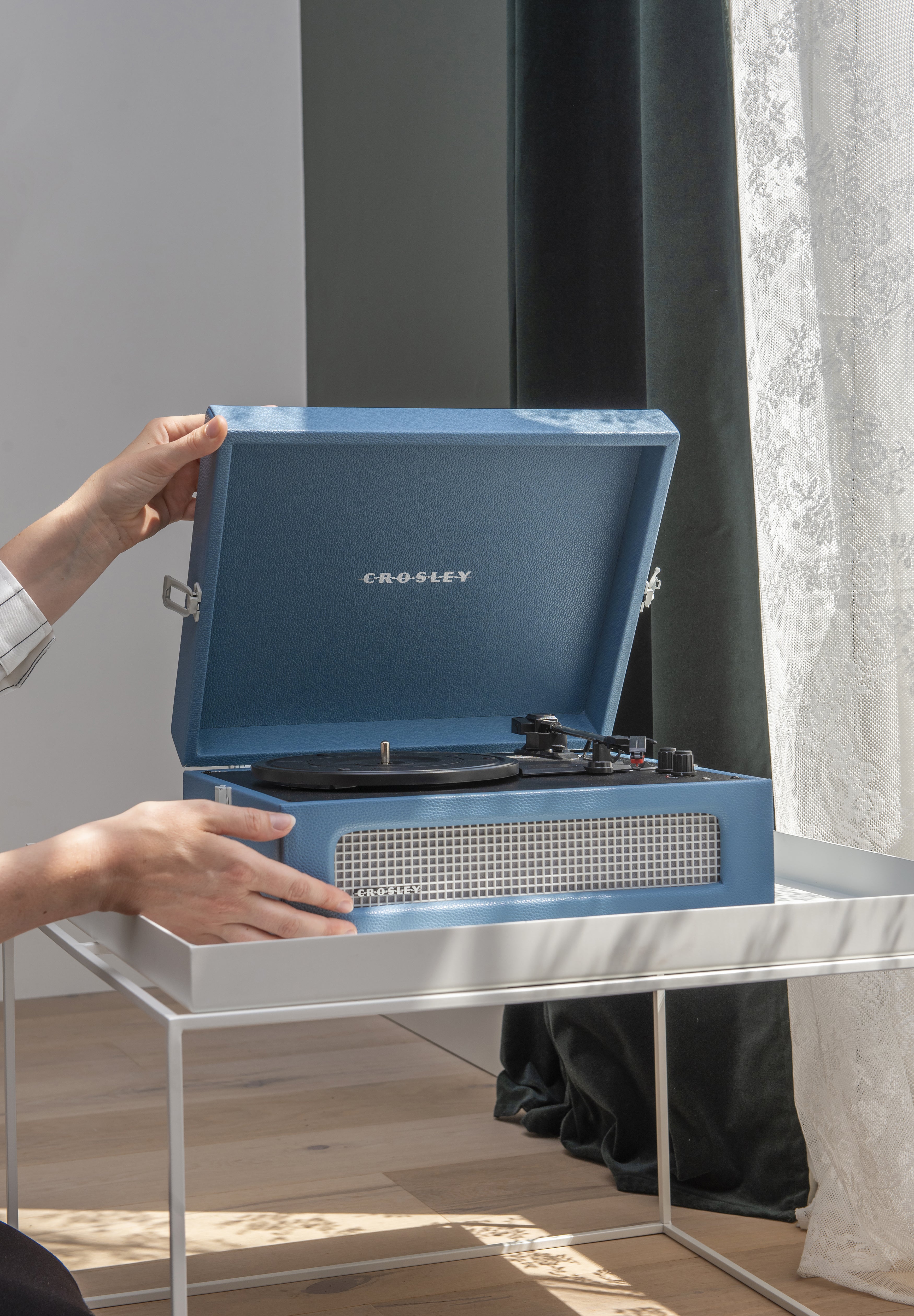 CROSLEY | TOCADISCOS VOYAGER - Scalpers