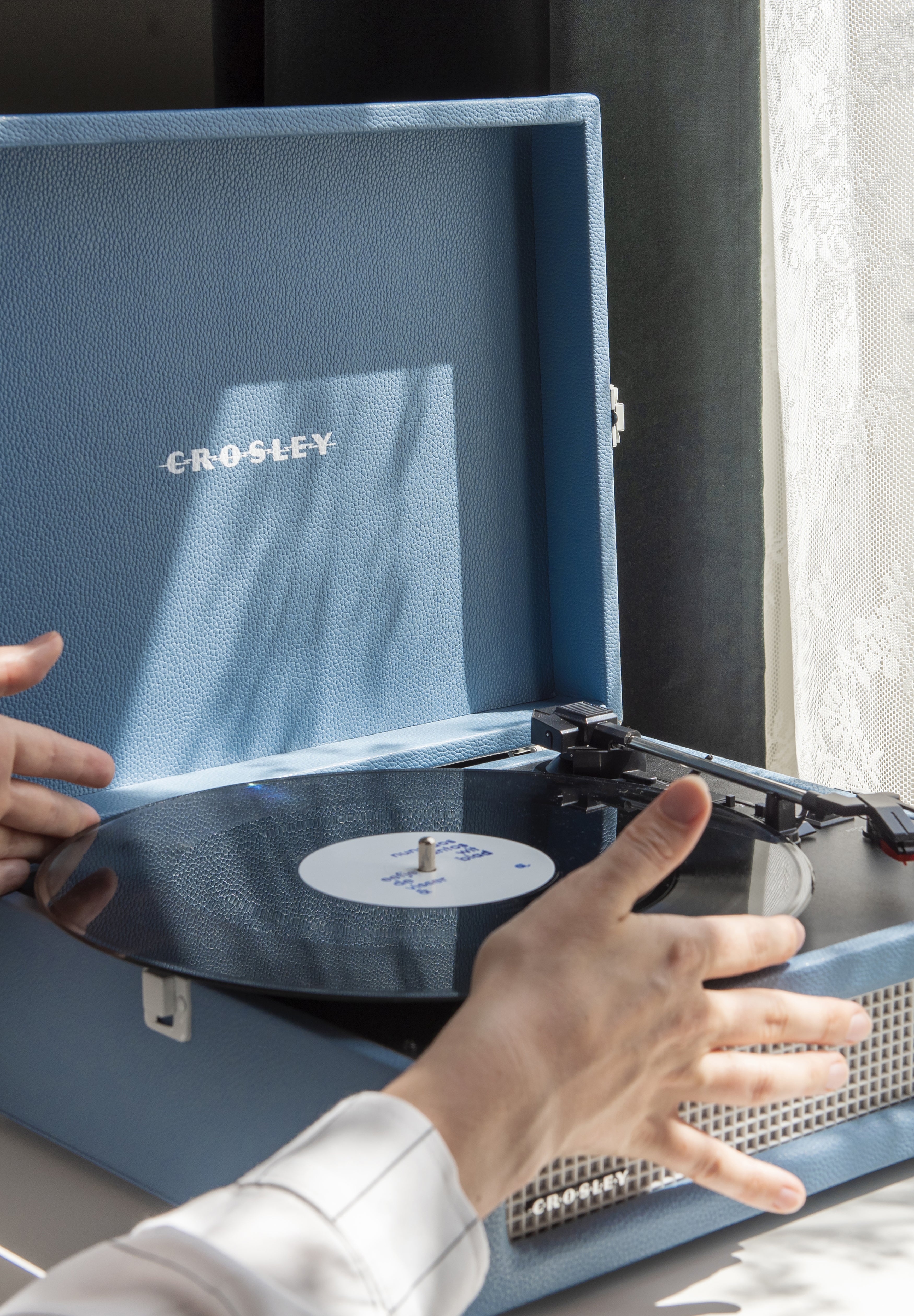 CROSLEY | TOCADISCOS VOYAGER - Scalpers