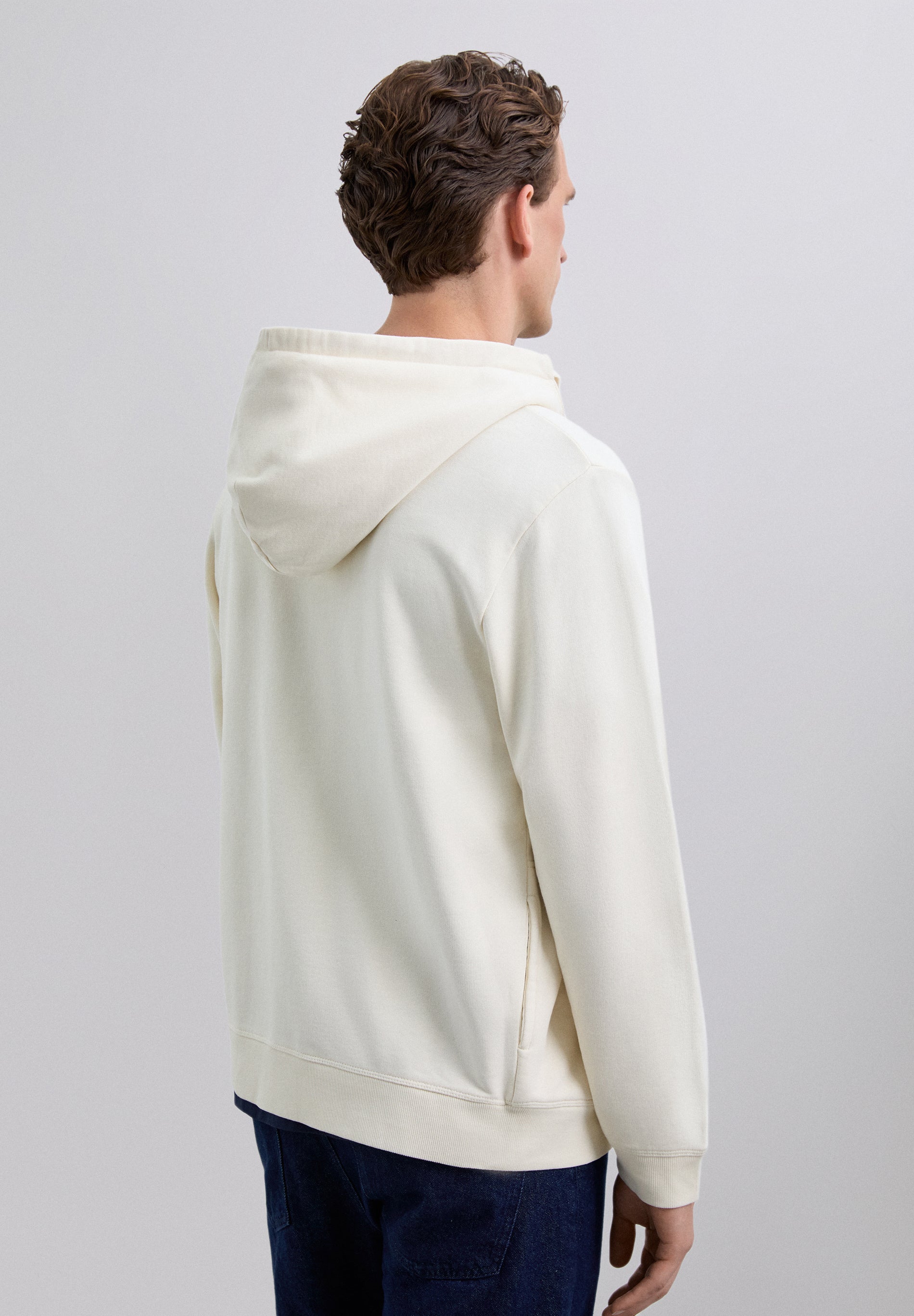 SUDADERA CAPUCHA BORDADA CONTRASTE - Scalpers