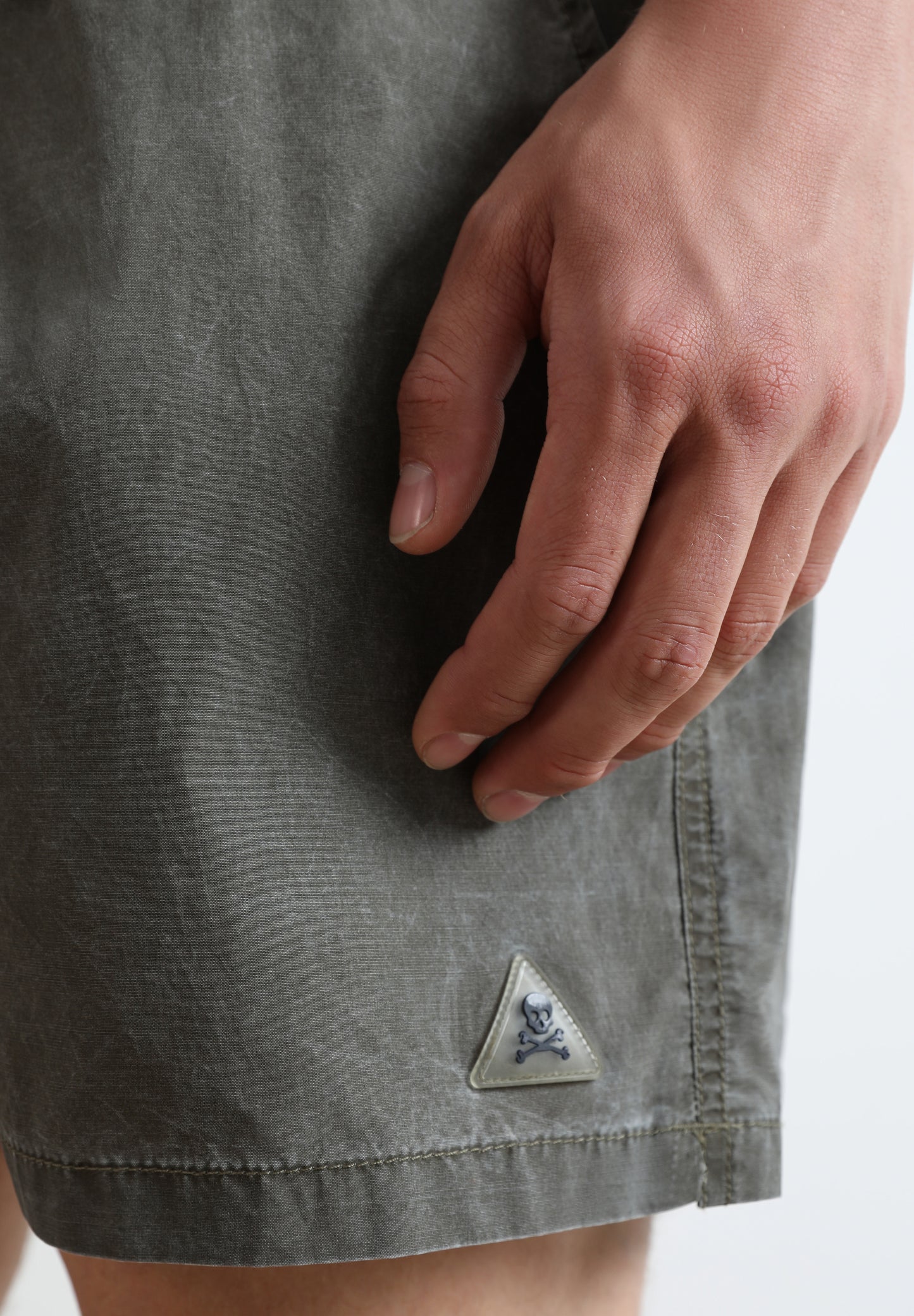 BAÑADOR LAVADO CALAVERA BORDADA