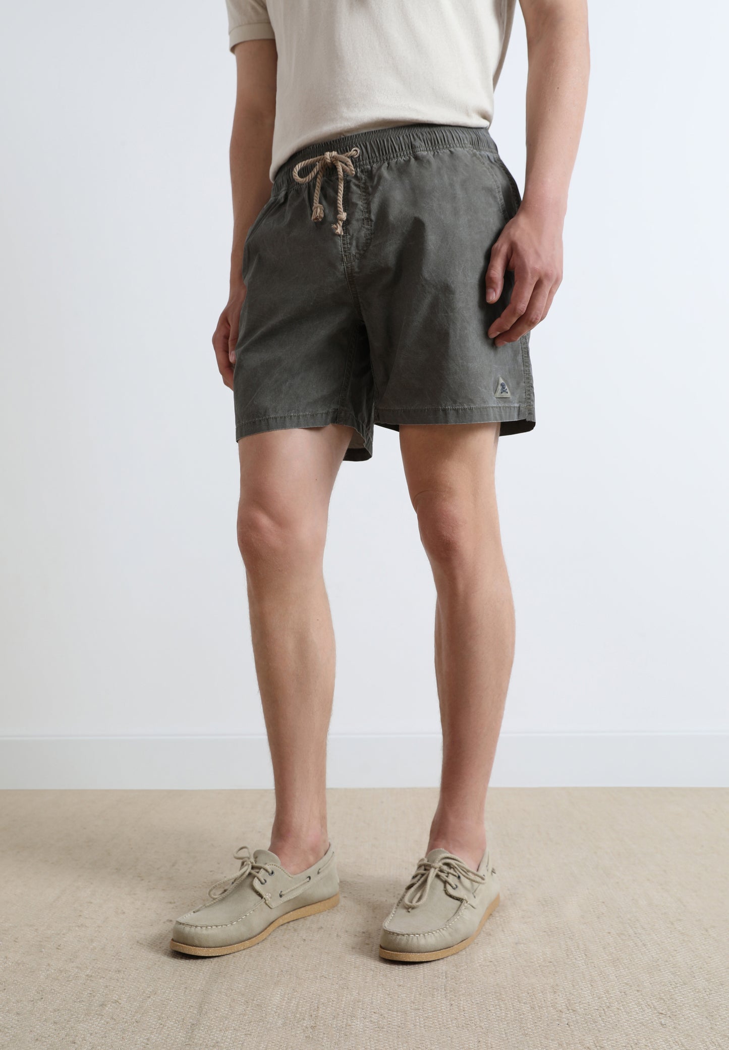 BAÑADOR LAVADO CALAVERA BORDADA