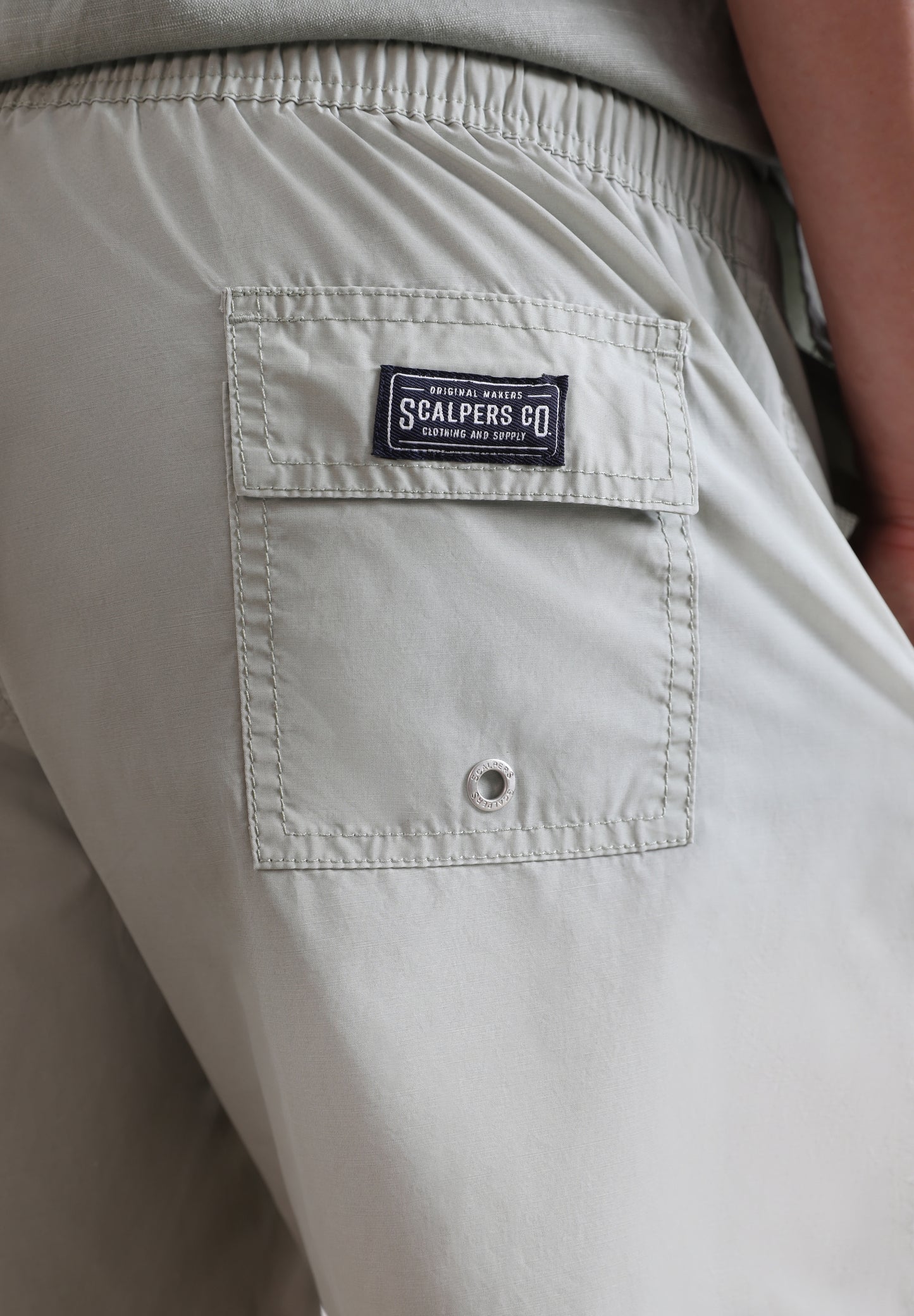 BAÑADOR LAVADO CALAVERA BORDADA