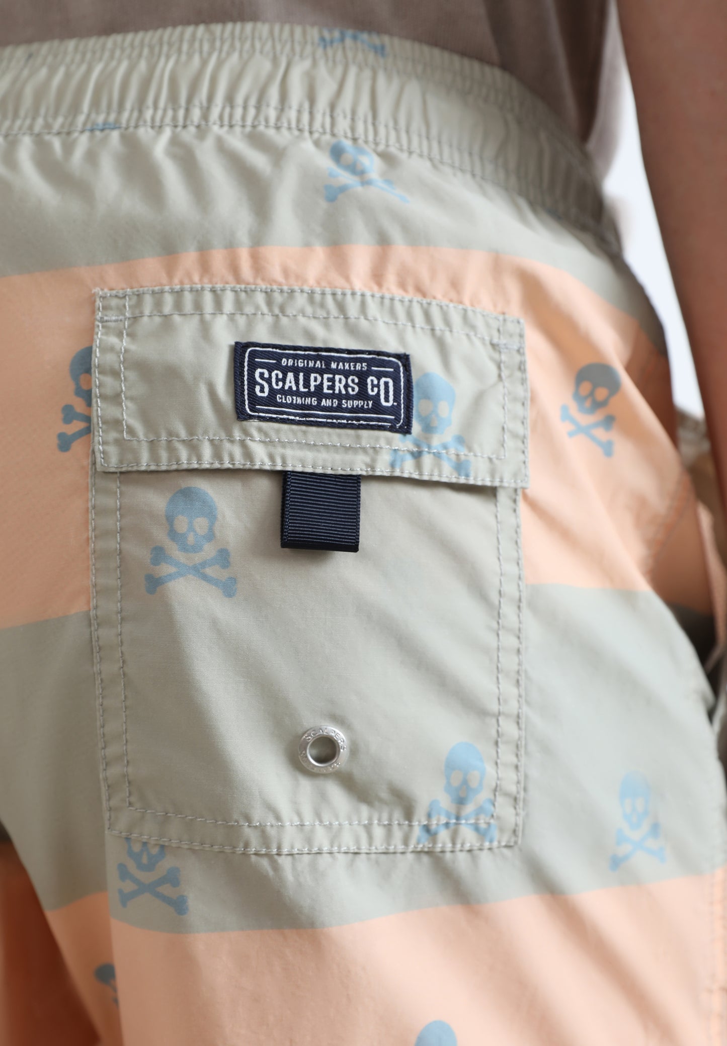 BAÑADOR RAYAS CALAVERAS