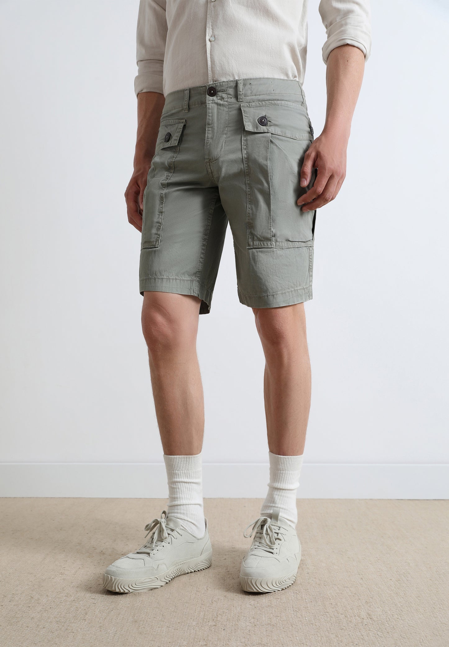 BERMUDAS BOLSILLOS BOTONES