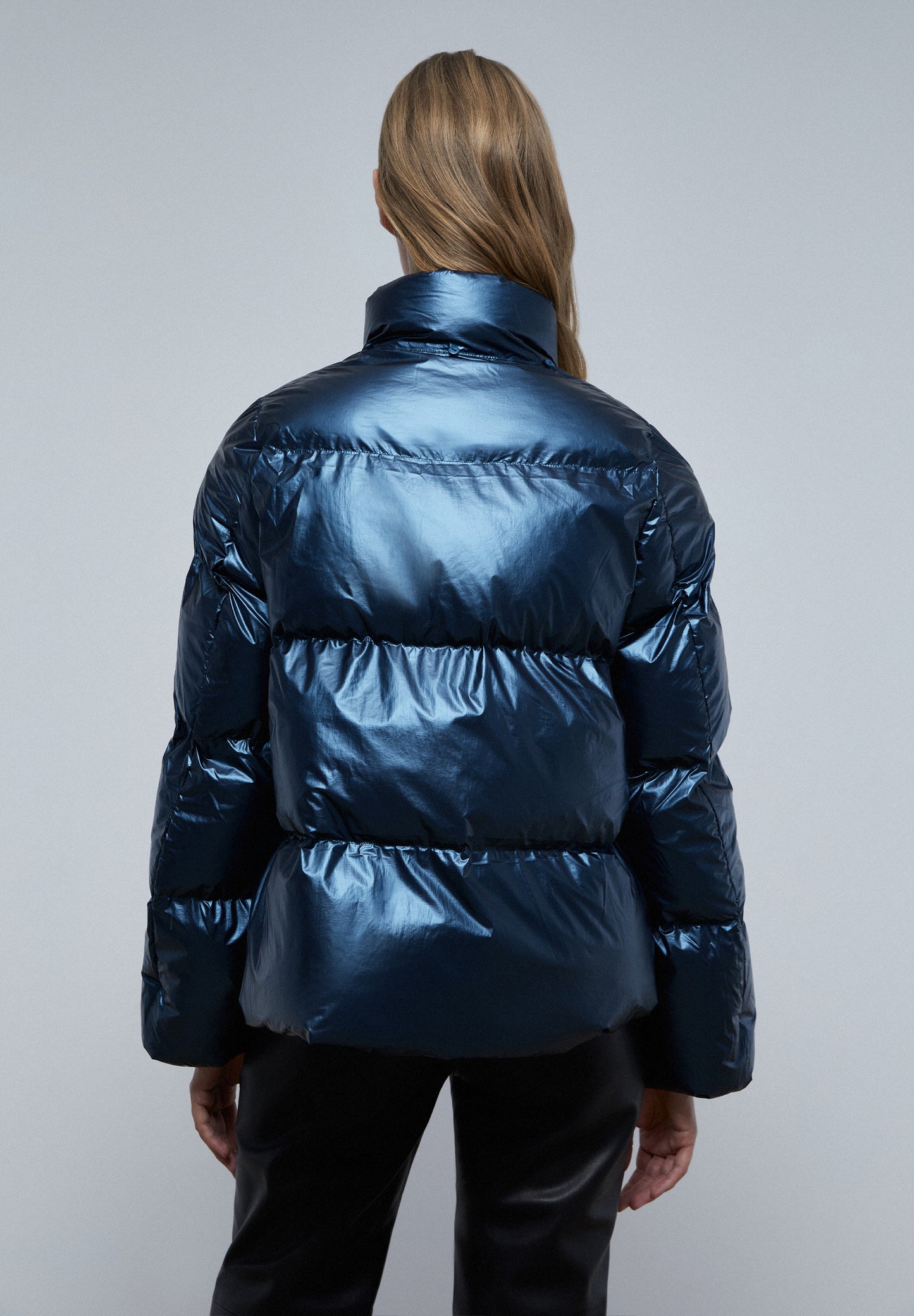 ABRIGO ACOLCHADO BUFANDA DESMONTABLE