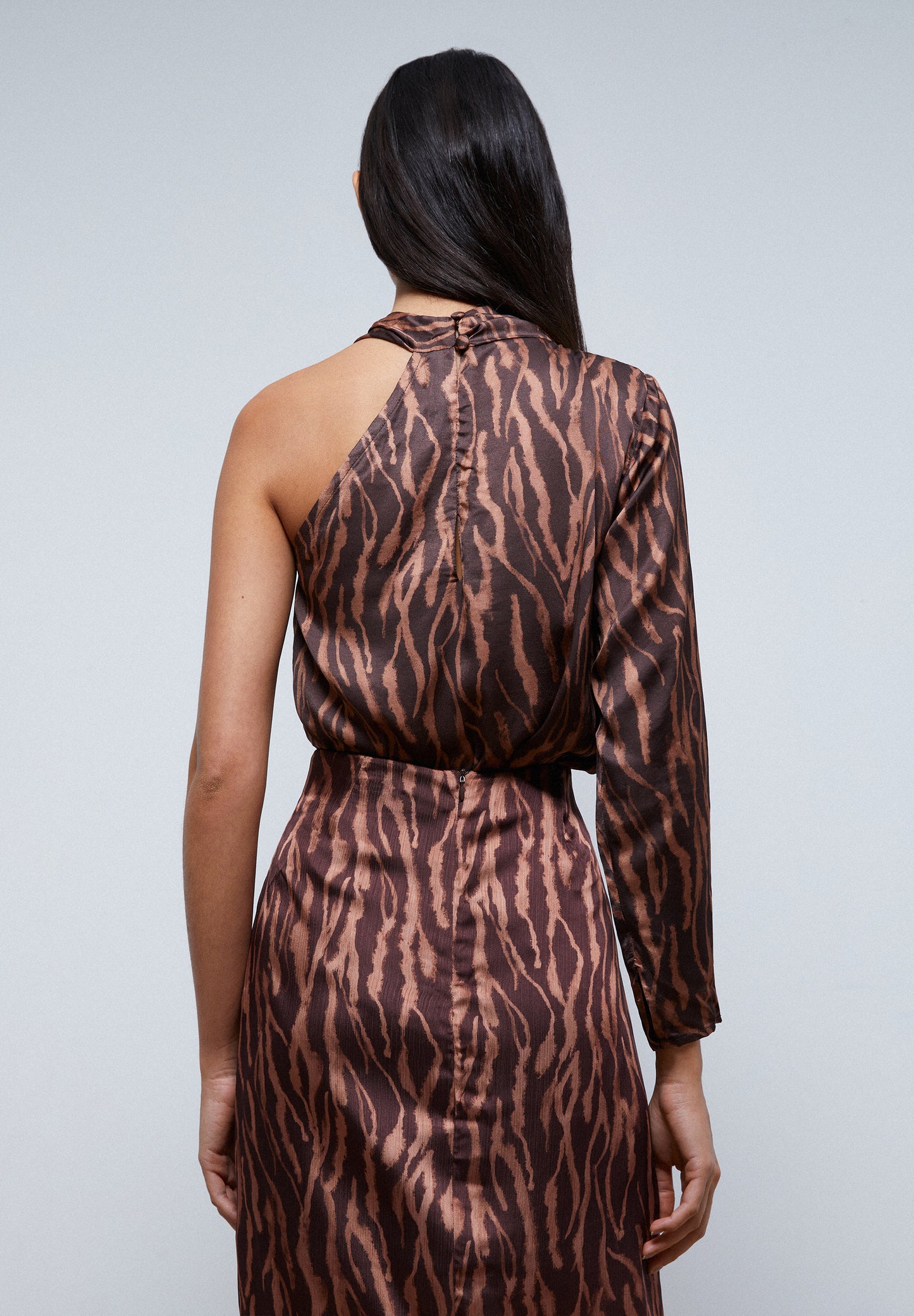 BLUSA ASIMÉTRICA CEBRA