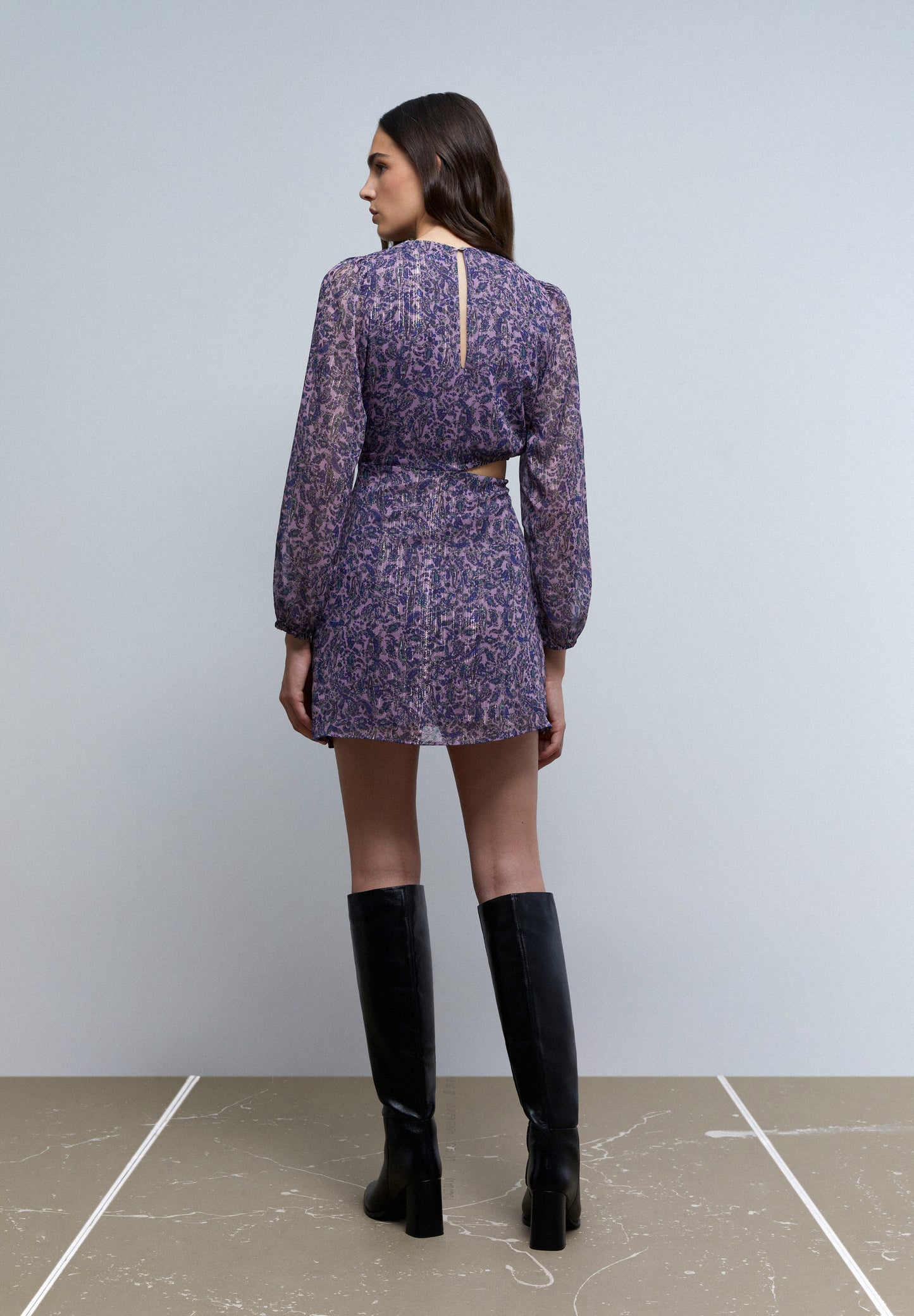 VESTIDO MINI CUT OUT