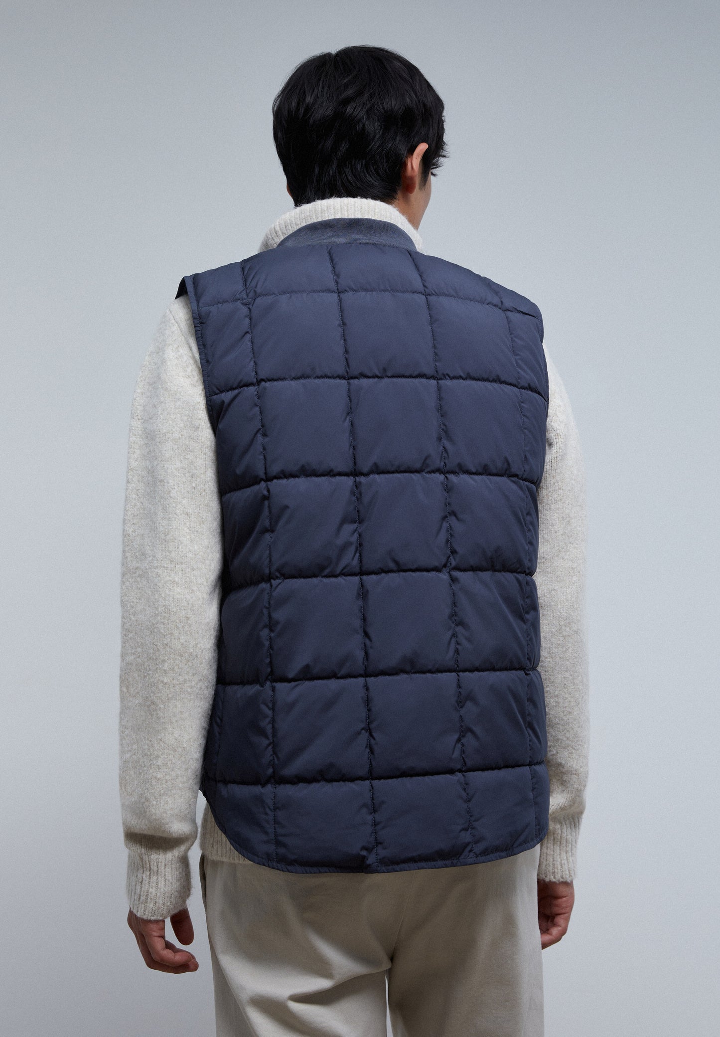 CHALECO ACOLCHADO DETALLE CUELLO