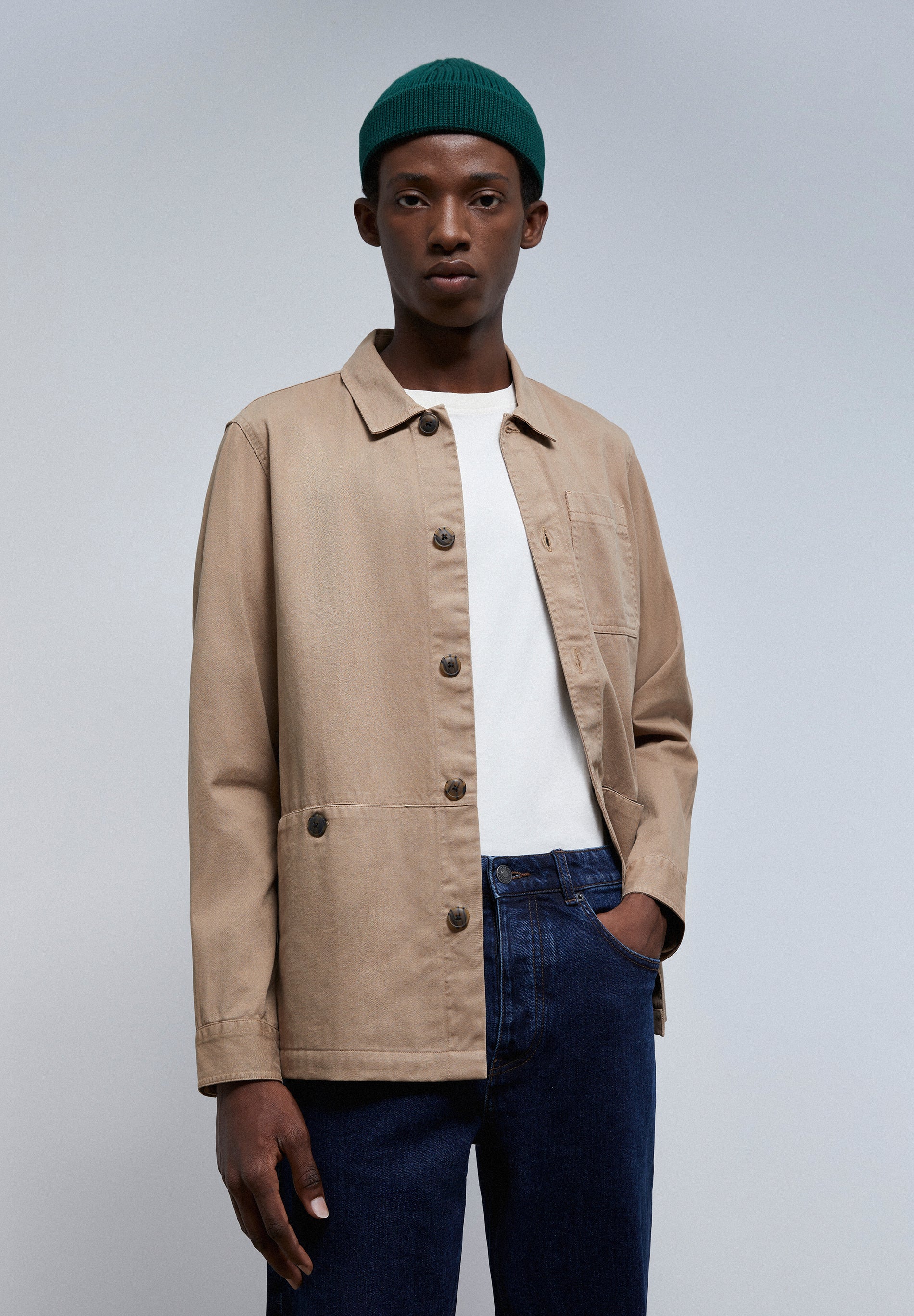 SOBRECAMISA DETALLE BOLSILLOS