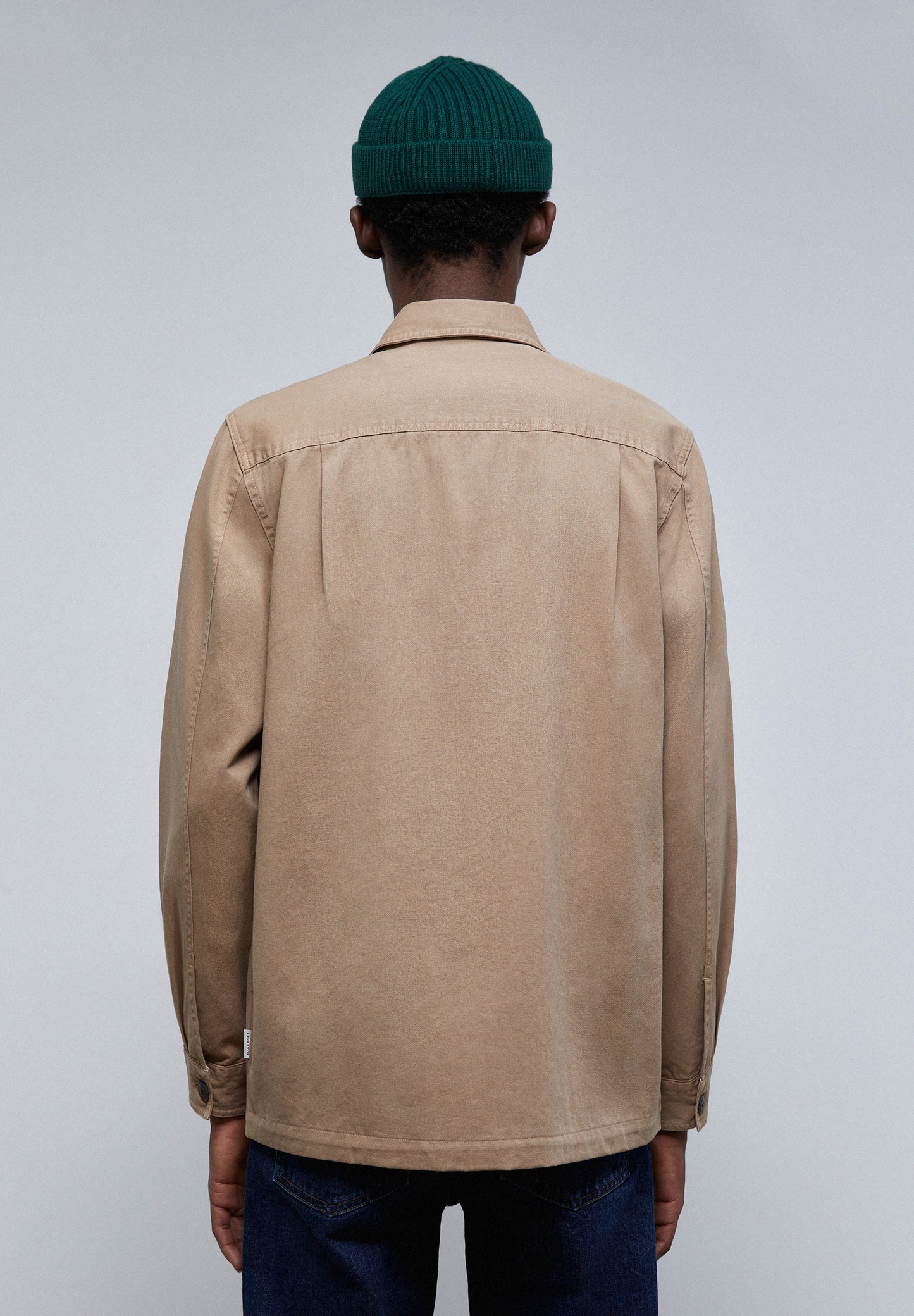 SOBRECAMISA DETALLE BOLSILLOS