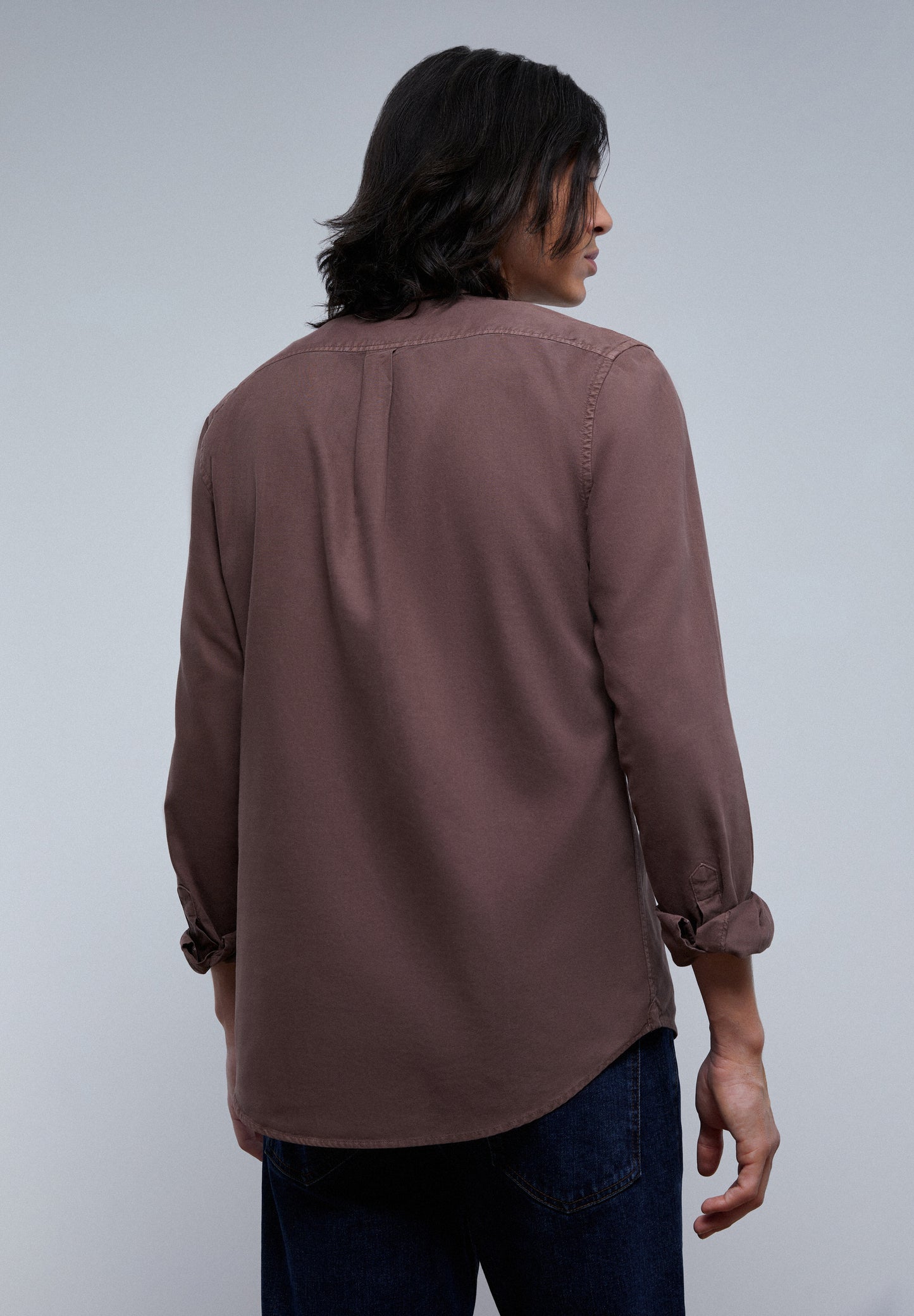 CAMISA BOLSILLO CUELLO BOTONES