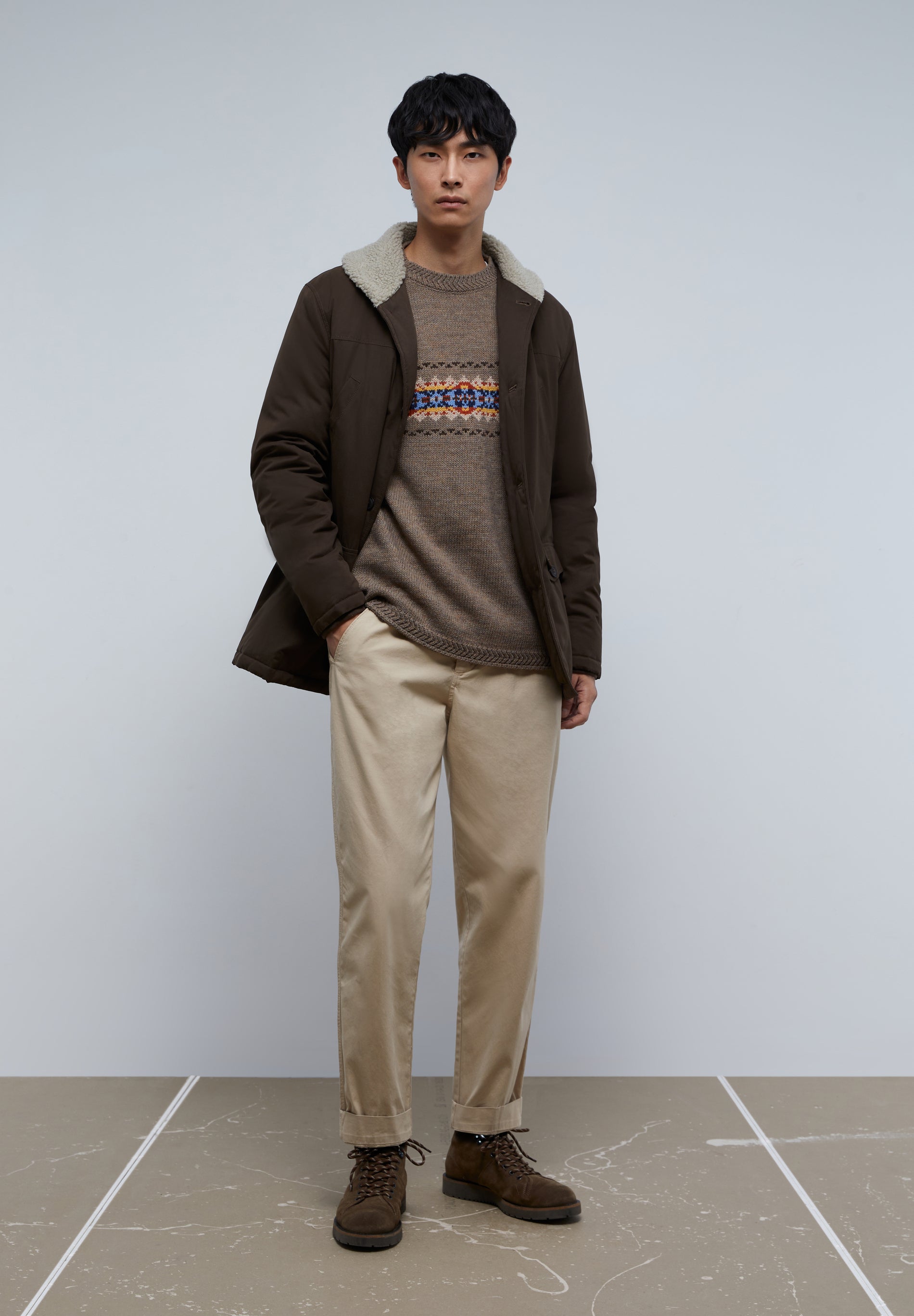 CHAQUETA TACTO PEACH CUELLO BORREGO