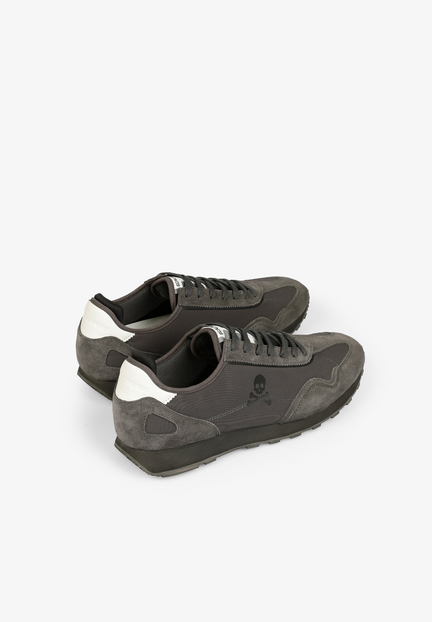 SNEAKERS ANTE CALAVERA