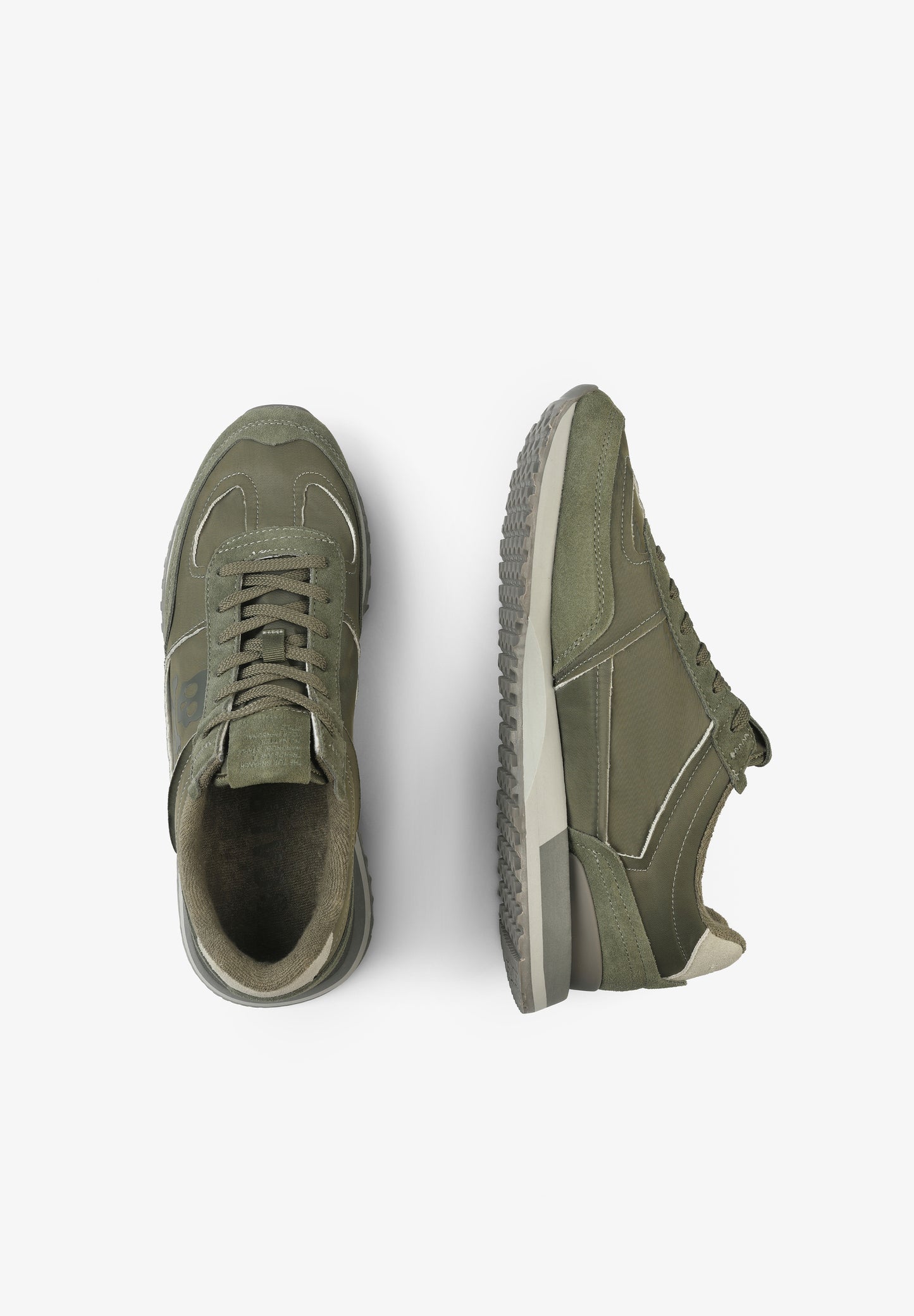 SNEAKERS CALAVERA LATERAL TONO