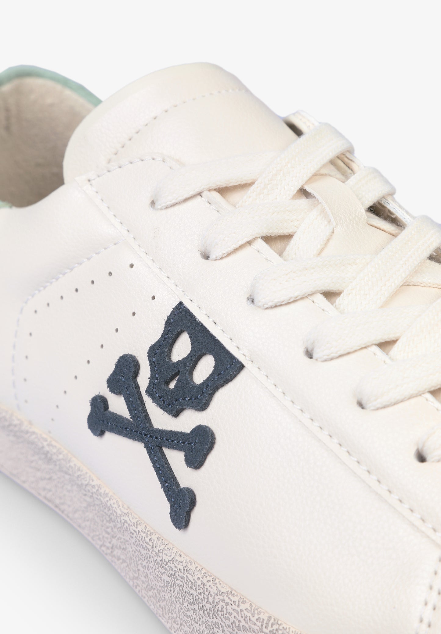 SNEAKERS BAJAS CALAVERA