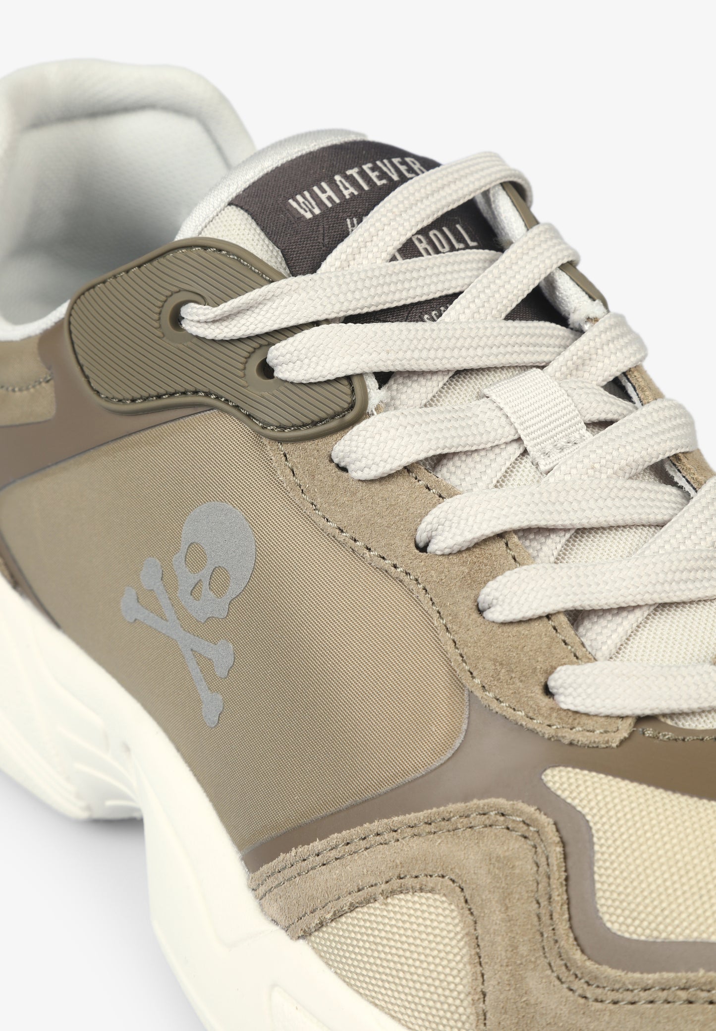 SNEAKERS SUELA RELIEVE